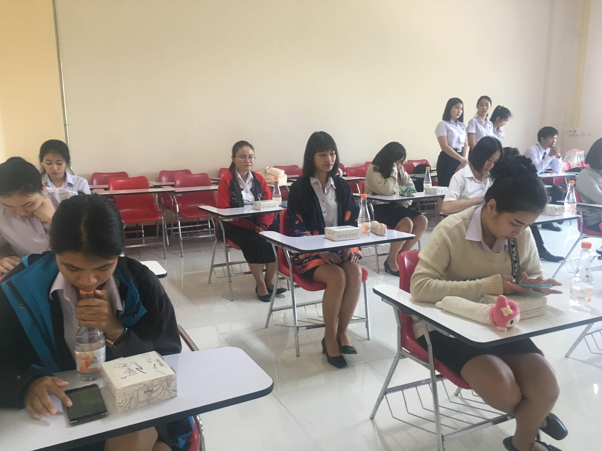 9. แข่งขันเล่านิทานภาษาจีน คัดลายมือภาษาจีน งาน 8 ราชภัฏ