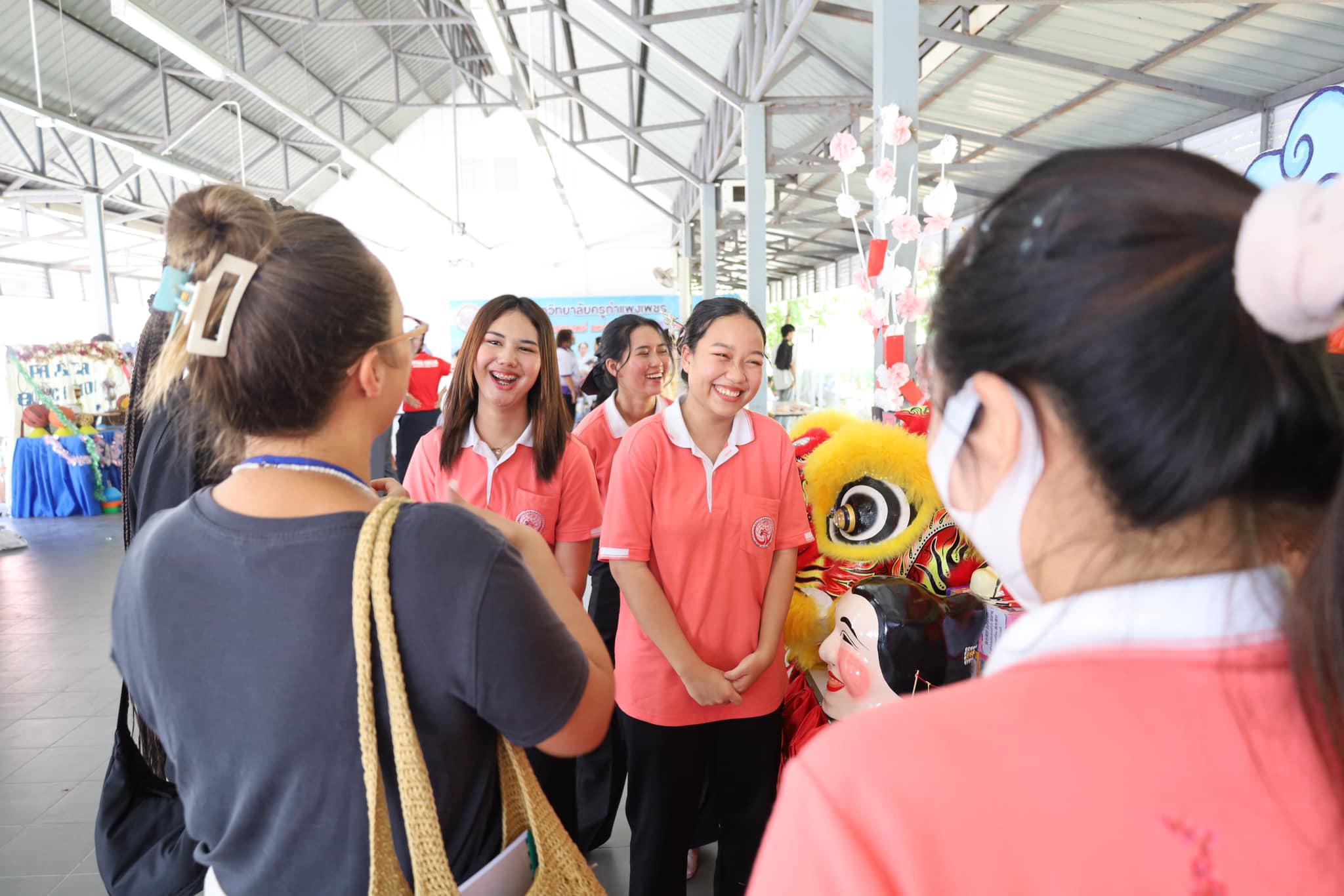 20. วันที่ 17 มกราคม 2567 คณะครุศาสตร์จัดกิจกรรมวันครู ซึ่งโปรแกรมวิชาภาษาจีนและโปรแกรมวิชาอื่นๆมีการจัดบูธนิทรรศการโชว์ผลงานของแต่ละโปรแกรม มีการประกวดร้องเพลงไทยลูกทุ่งและเพลงสากล การแข่งขัน E-Sport และการประกวดออกแบบสื่อสร้างสรรค์ Infographic 