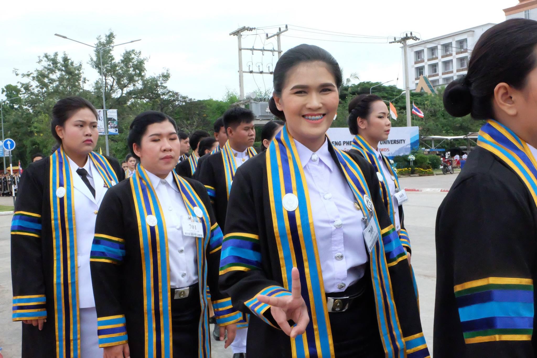 22.  ยินดีกับบัณฑิตใหม่ป้ายแดงโปรแกรมวิชาคอมพิวเตอร์ คณะครุศาสตร์ วันที่ 12 พฤศจิกายน 2017