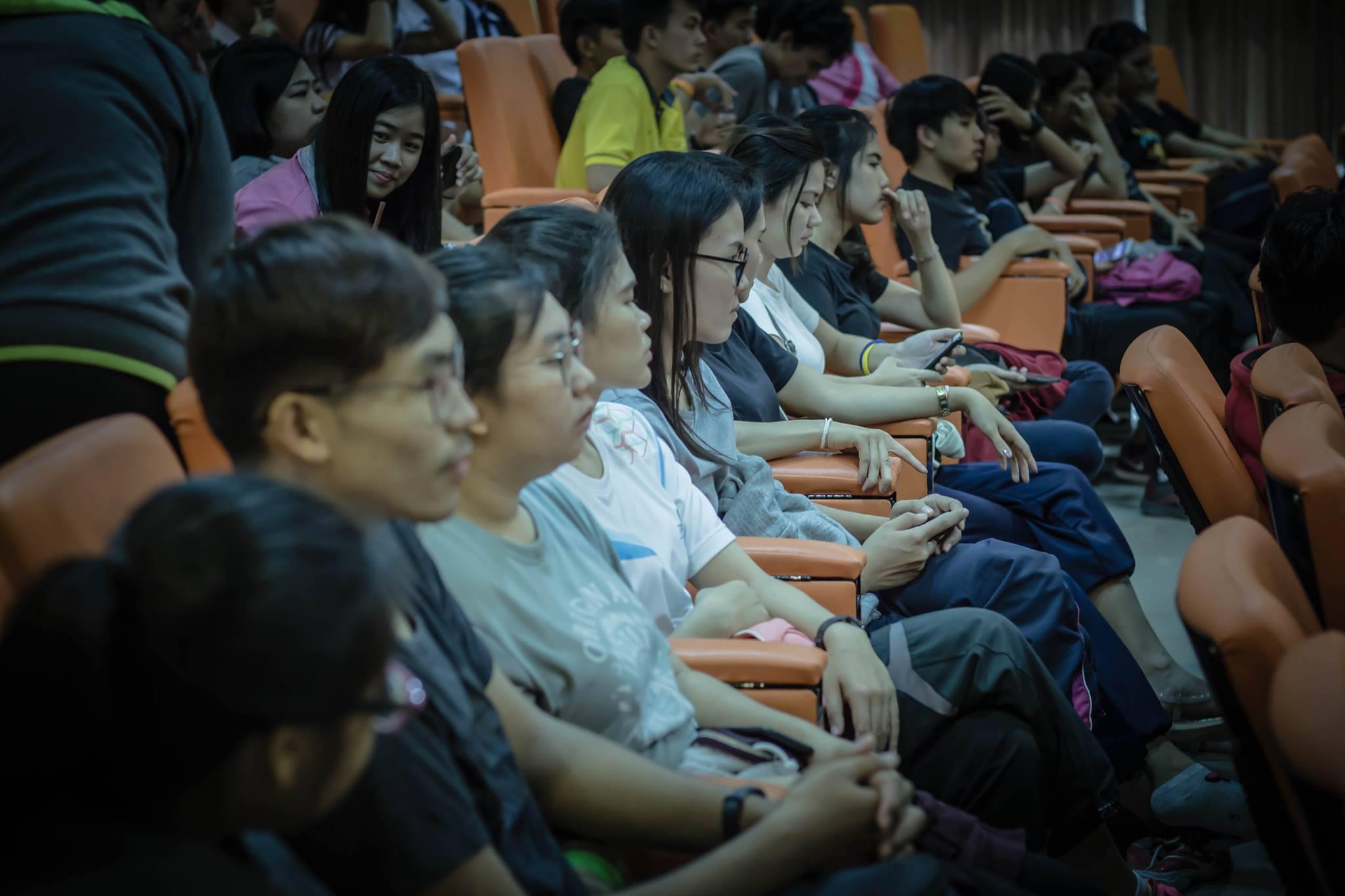 5. ประชุมนักศึกษา ประจำภาคเรียนที่ 2/2560 โปรแกรมวิชาคอมพิวเตอร์ ณ ห้องประชุมคุรุร่มสัก 2 วันที่ 16 พฤศจิกายน 2017 