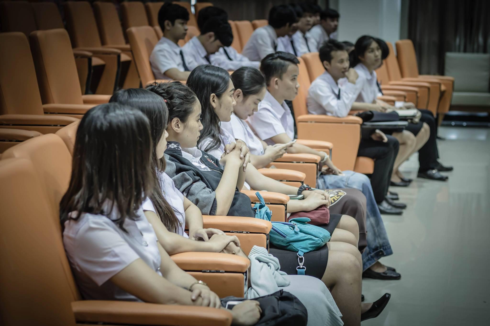 26. ประชุมนักศึกษา ประจำภาคเรียนที่ 2/2560 โปรแกรมวิชาคอมพิวเตอร์ ณ ห้องประชุมคุรุร่มสัก 2 วันที่ 16 พฤศจิกายน 2017 