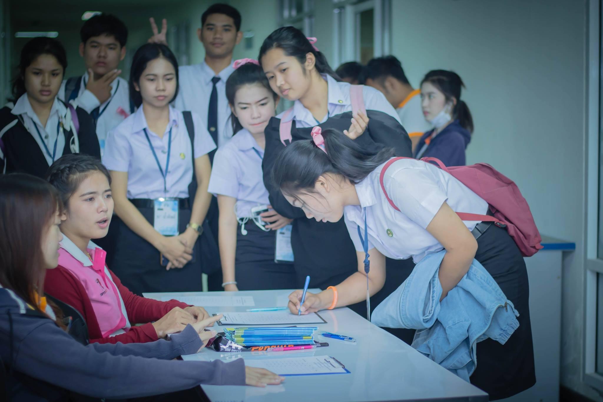 26. โครงการฝึกอมรมการใช้งาน google site นักศึกษาโปรแกรมวิชาคอมพิวเตอร์ ชั้นปีที่ 1 วันที่ 22 พฤศจิกายน 2017 