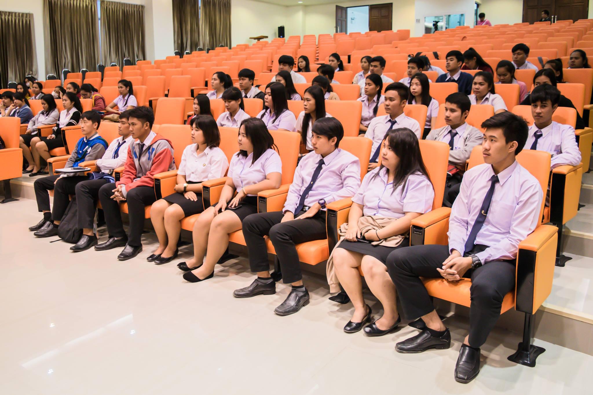 59. โครงการเตรียมความพร้อมสอบบรรจุวิชาเอก โปรแกรมวิชาคอมพิวเตอร์ ชั้นปีที่ 4-5 วันที่ 20 - 21 มกราคม 2018