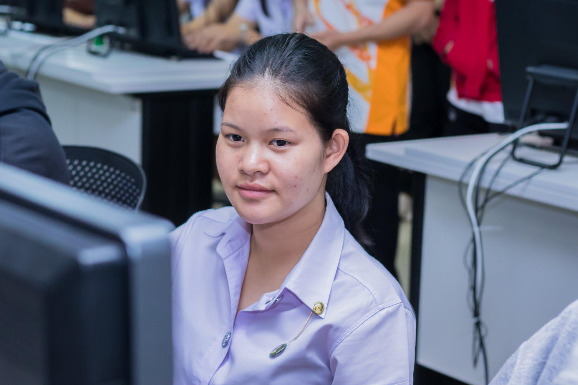 20. โครงการฝึกอมรมการใช้งาน google site นักศึกษาโปรแกรมวิชาคอมพิวเตอร์ ชั้นปีที่ 3 วันที่ 7 กุมภาพันธ์  2018