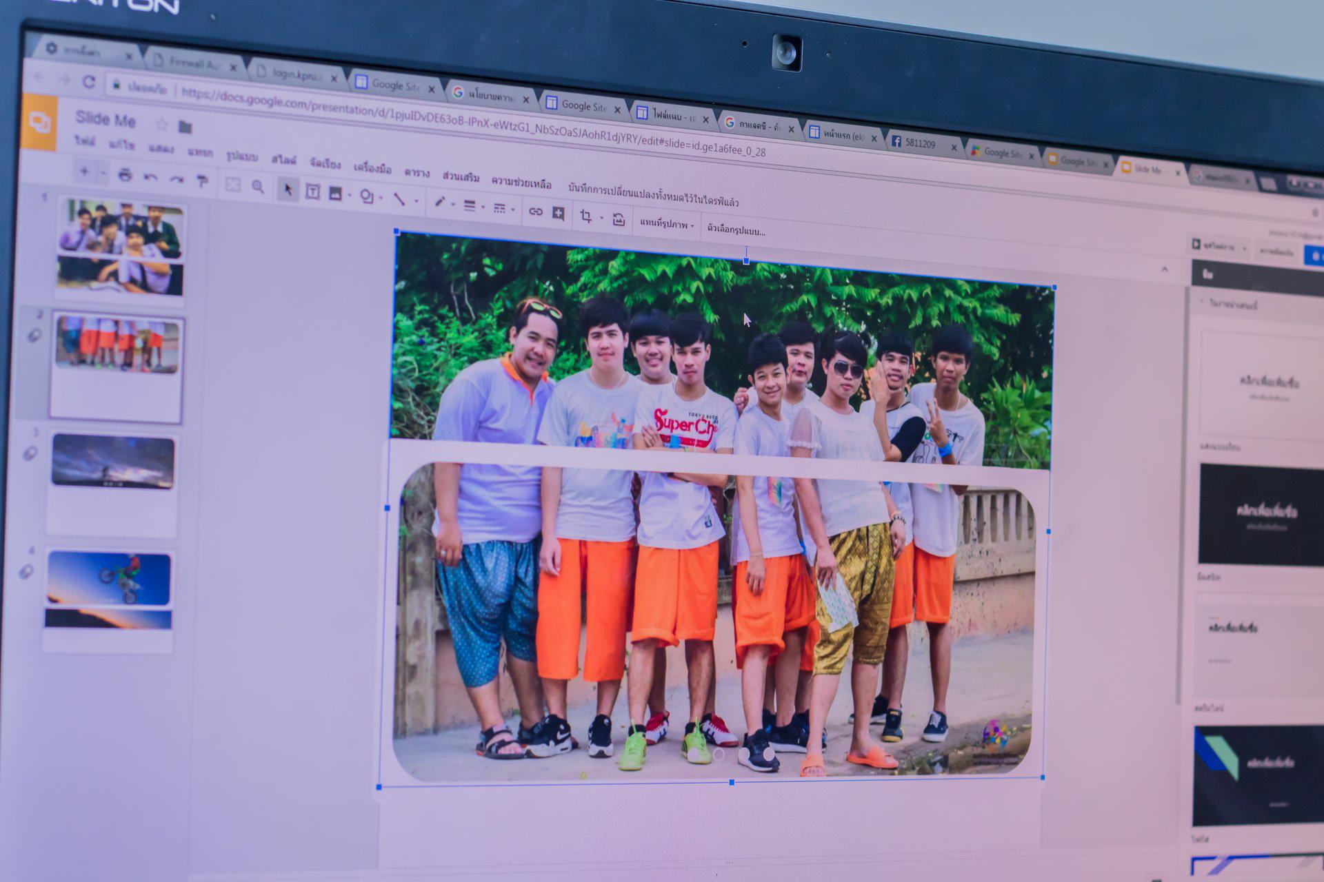 35. โครงการฝึกอมรมการใช้งาน google site นักศึกษาโปรแกรมวิชาคอมพิวเตอร์ ชั้นปีที่ 3 วันที่ 7 กุมภาพันธ์  2018
