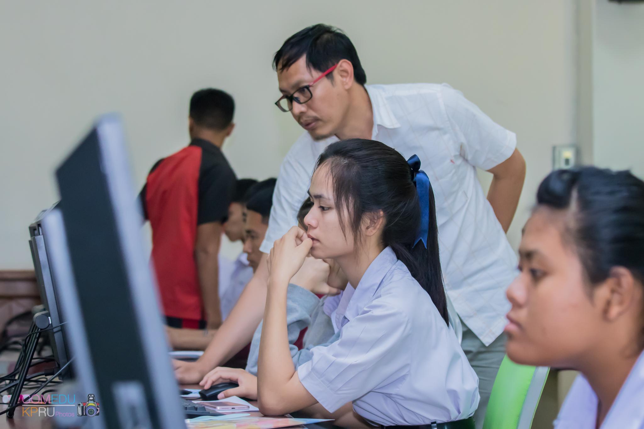 101. โครงการอบรมเชิญปฏิบัติการทักษะคอมพิวเตอร์เพื่อการศึกษา ประจำปี 2561 ระหว่างวันที่ 20-22 กุมภาพันธ์ 2561 ณ องค์การบริหารส่วนตำบลวังแขม อ.คลองขลุง จ.กำแพงเพชร