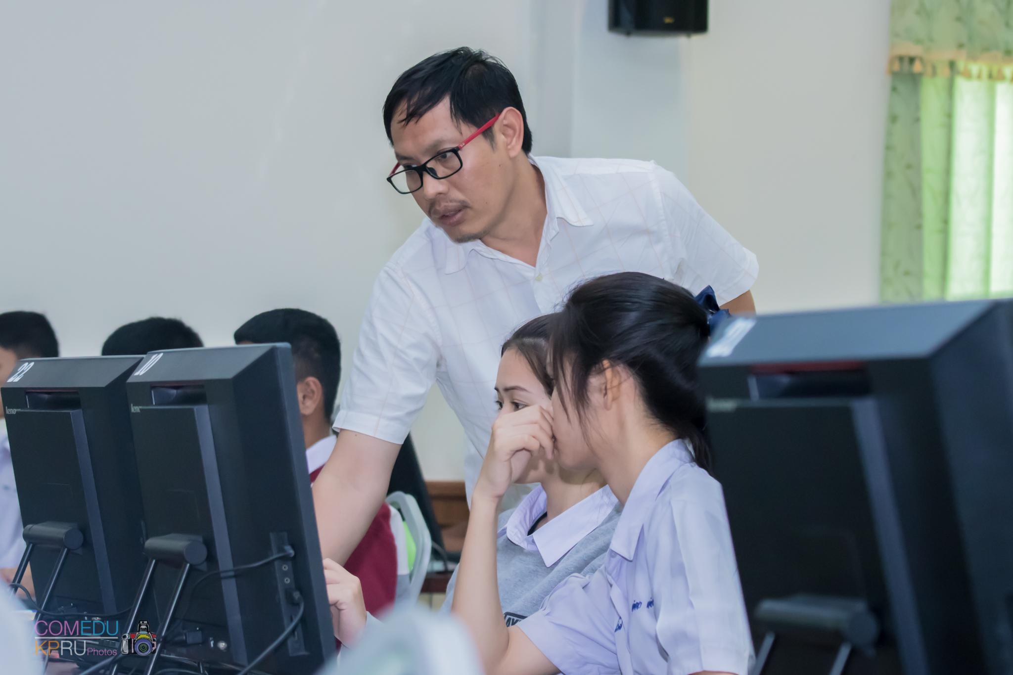 102. โครงการอบรมเชิญปฏิบัติการทักษะคอมพิวเตอร์เพื่อการศึกษา ประจำปี 2561 ระหว่างวันที่ 20-22 กุมภาพันธ์ 2561 ณ องค์การบริหารส่วนตำบลวังแขม อ.คลองขลุง จ.กำแพงเพชร