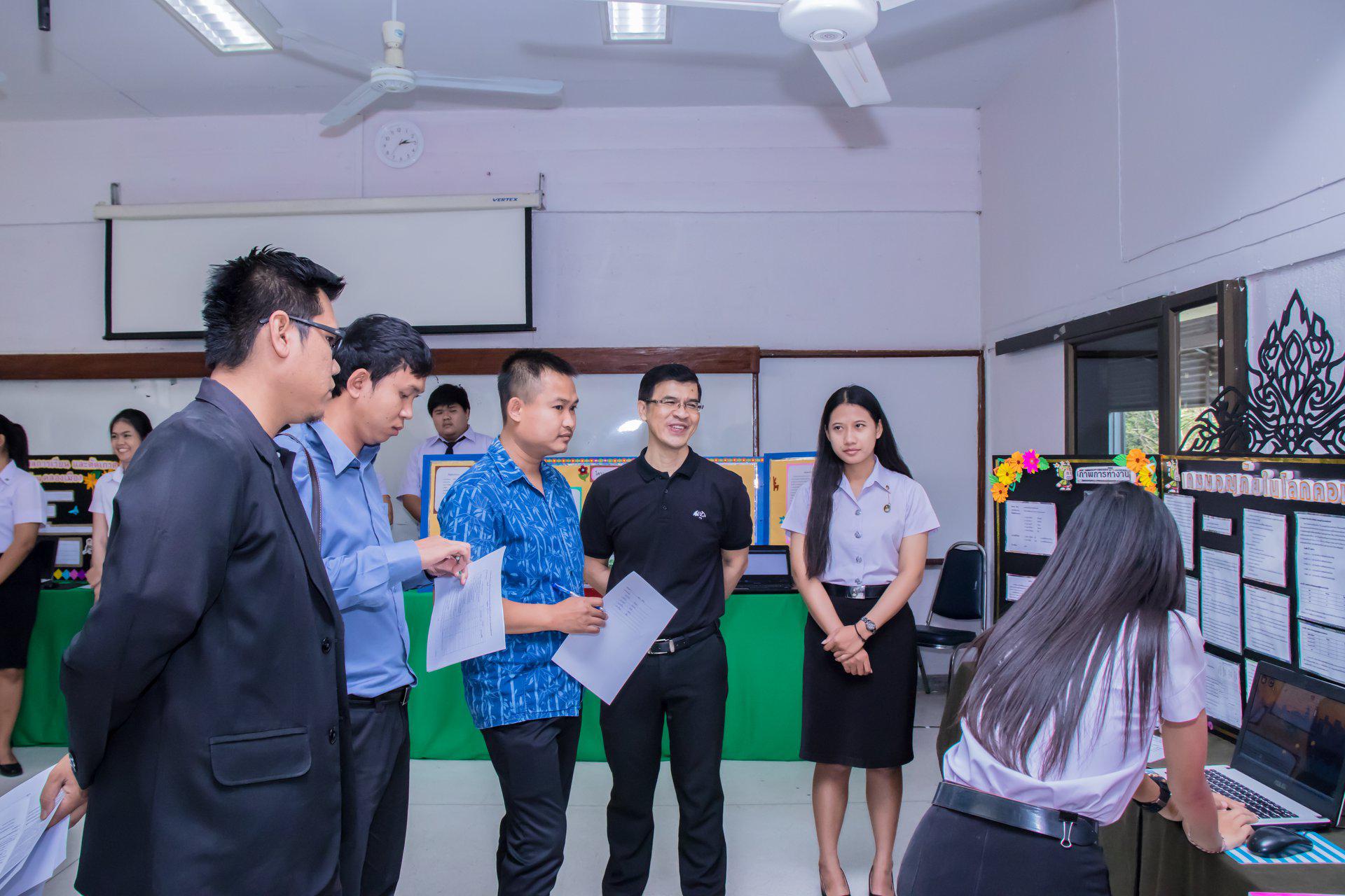 40. นิทรรศการโครงงานคอมพิวเตอร์  นักศึกษาโปรแกรมวิชาคอมพิวเตอร์ ชั้นปีที่ 4 วันที่ 3 มีนาคม 2018