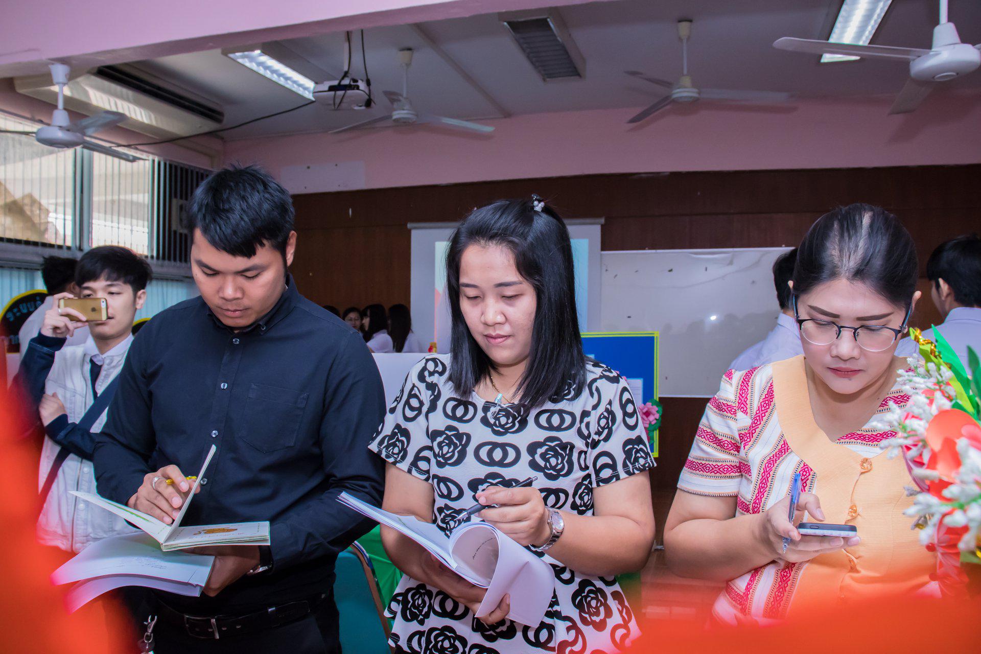 76. นิทรรศการโครงงานคอมพิวเตอร์  นักศึกษาโปรแกรมวิชาคอมพิวเตอร์ ชั้นปีที่ 4 วันที่ 3 มีนาคม 2018