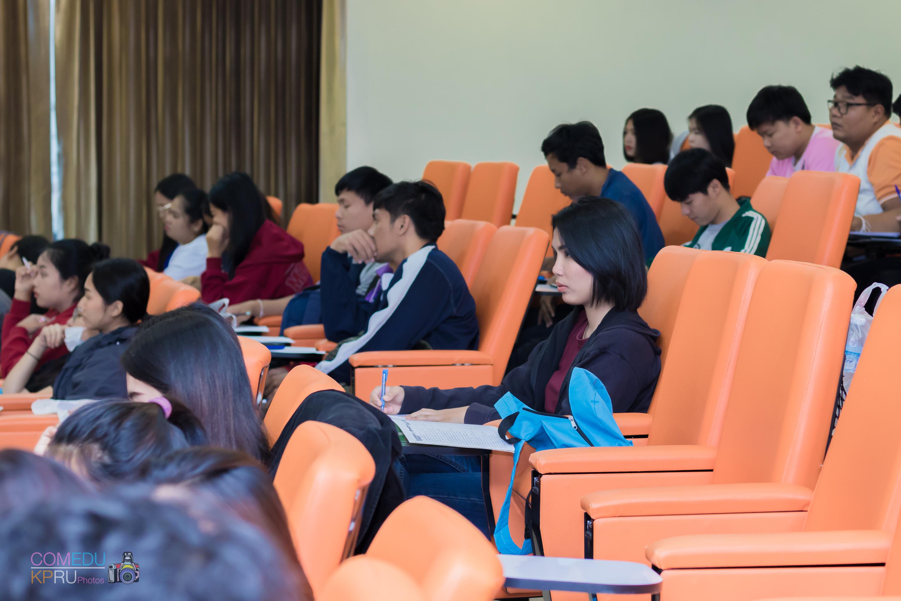 6. อบรมทักษะภาษาอังกฤษ TOEIC นักศึกษาชั้นปีที่ 5 โปรแกรมวิชาคอมพิวเตอร์ วันที่ 20 มีนาคม 2018