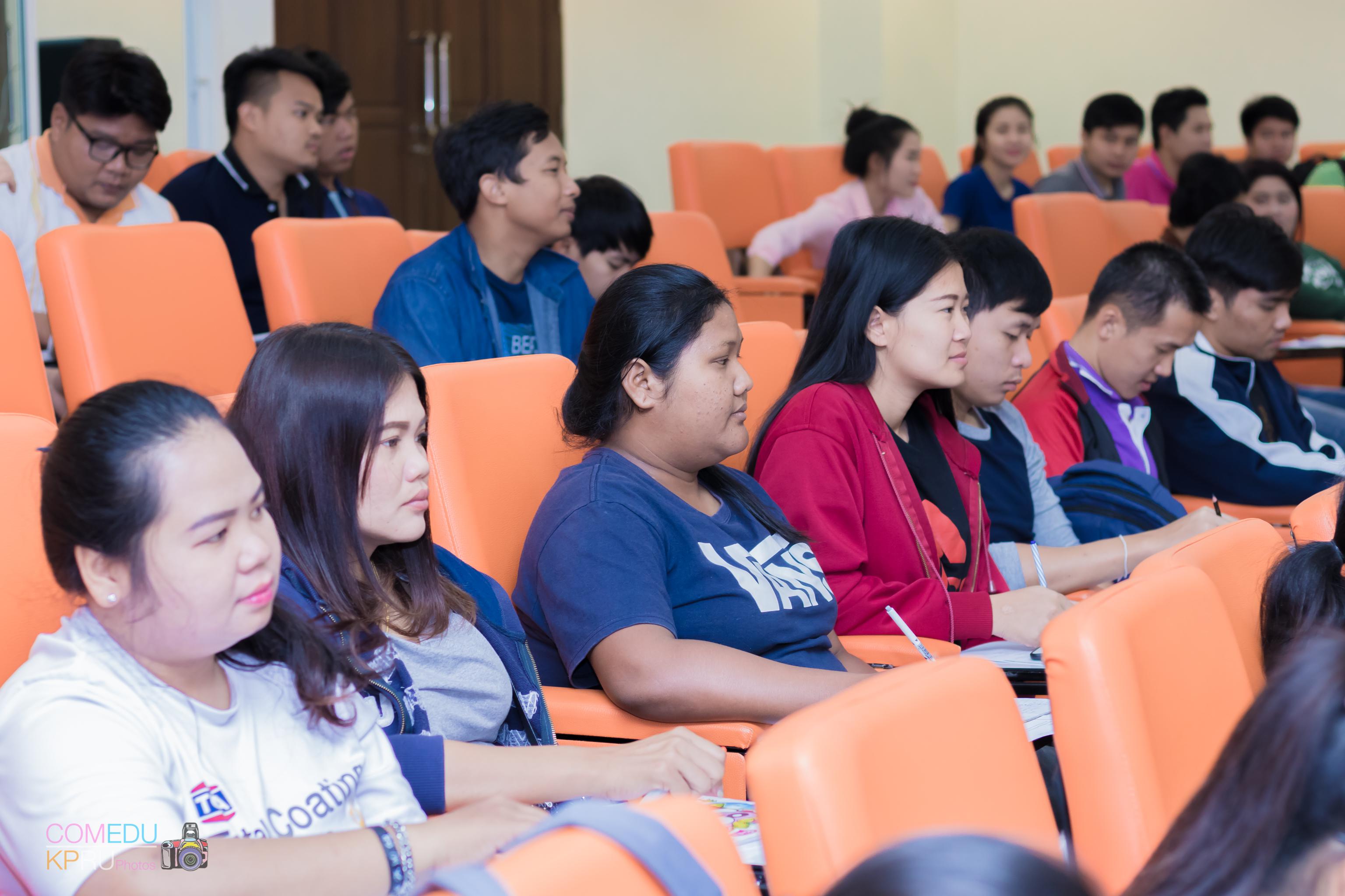 3. อบรมทักษะภาษาอังกฤษ TOEIC นักศึกษาชั้นปีที่ 5 โปรแกรมวิชาคอมพิวเตอร์ วันที่ 20 มีนาคม 2018