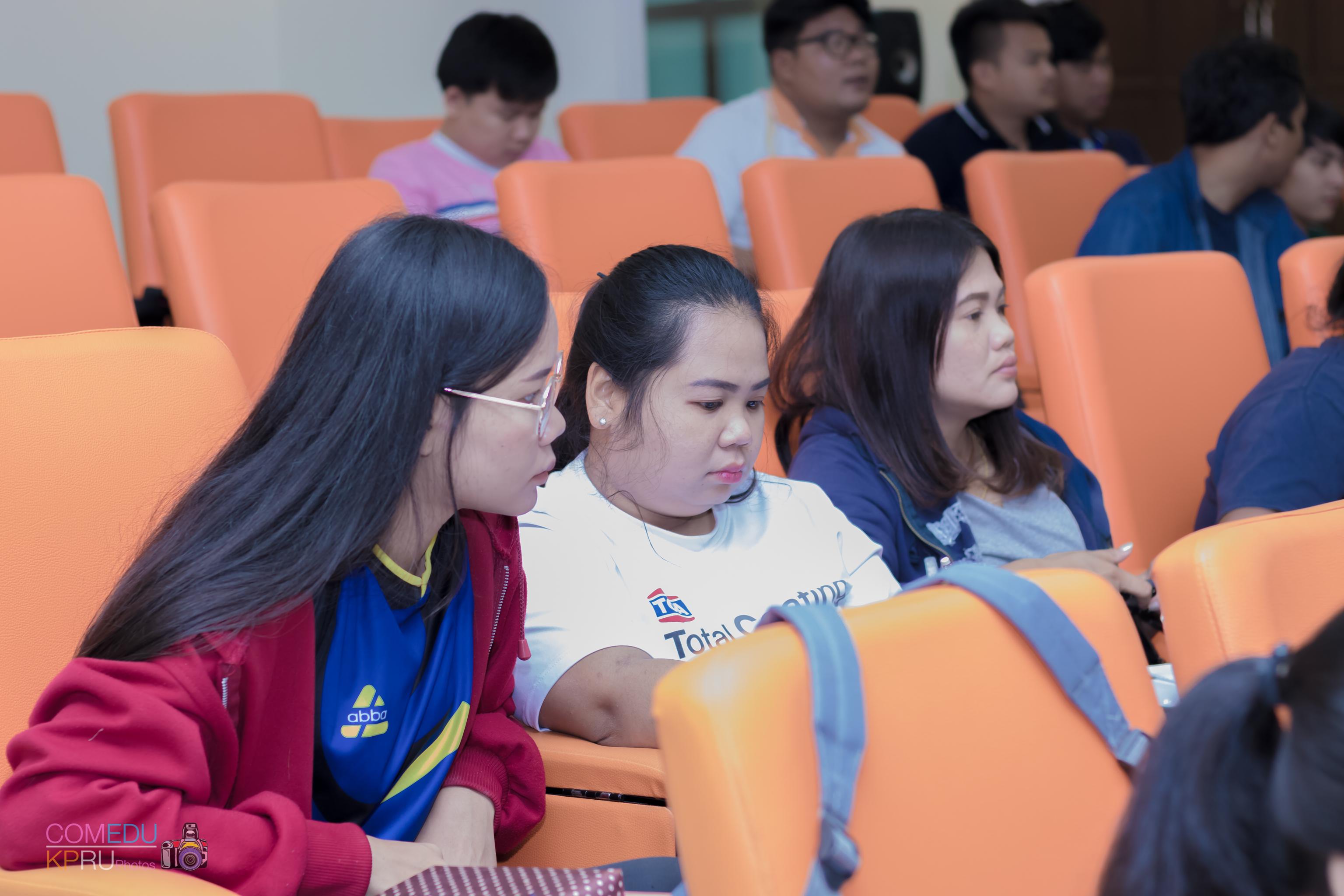 1. อบรมทักษะภาษาอังกฤษ TOEIC นักศึกษาชั้นปีที่ 5 โปรแกรมวิชาคอมพิวเตอร์ วันที่ 20 มีนาคม 2018