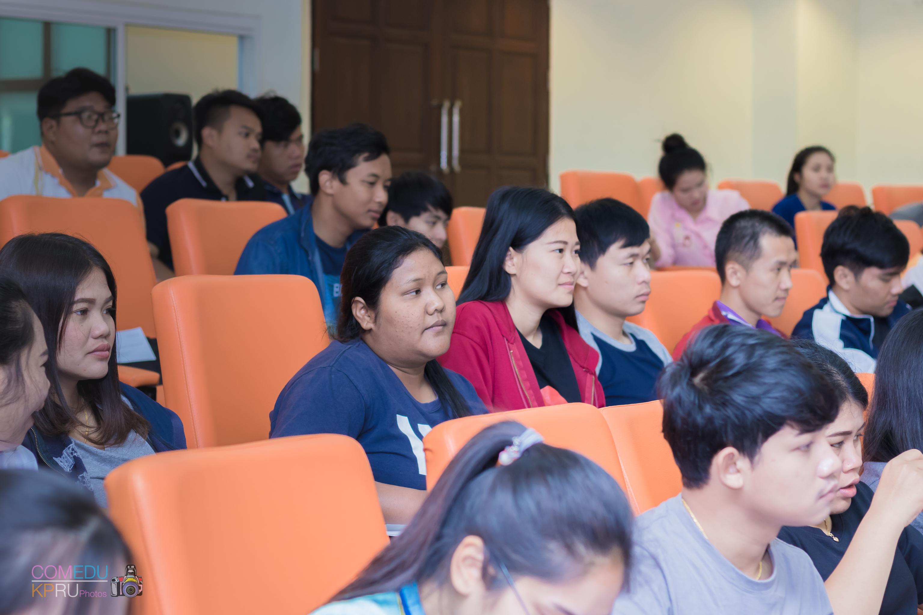 2. อบรมทักษะภาษาอังกฤษ TOEIC นักศึกษาชั้นปีที่ 5 โปรแกรมวิชาคอมพิวเตอร์ วันที่ 20 มีนาคม 2018