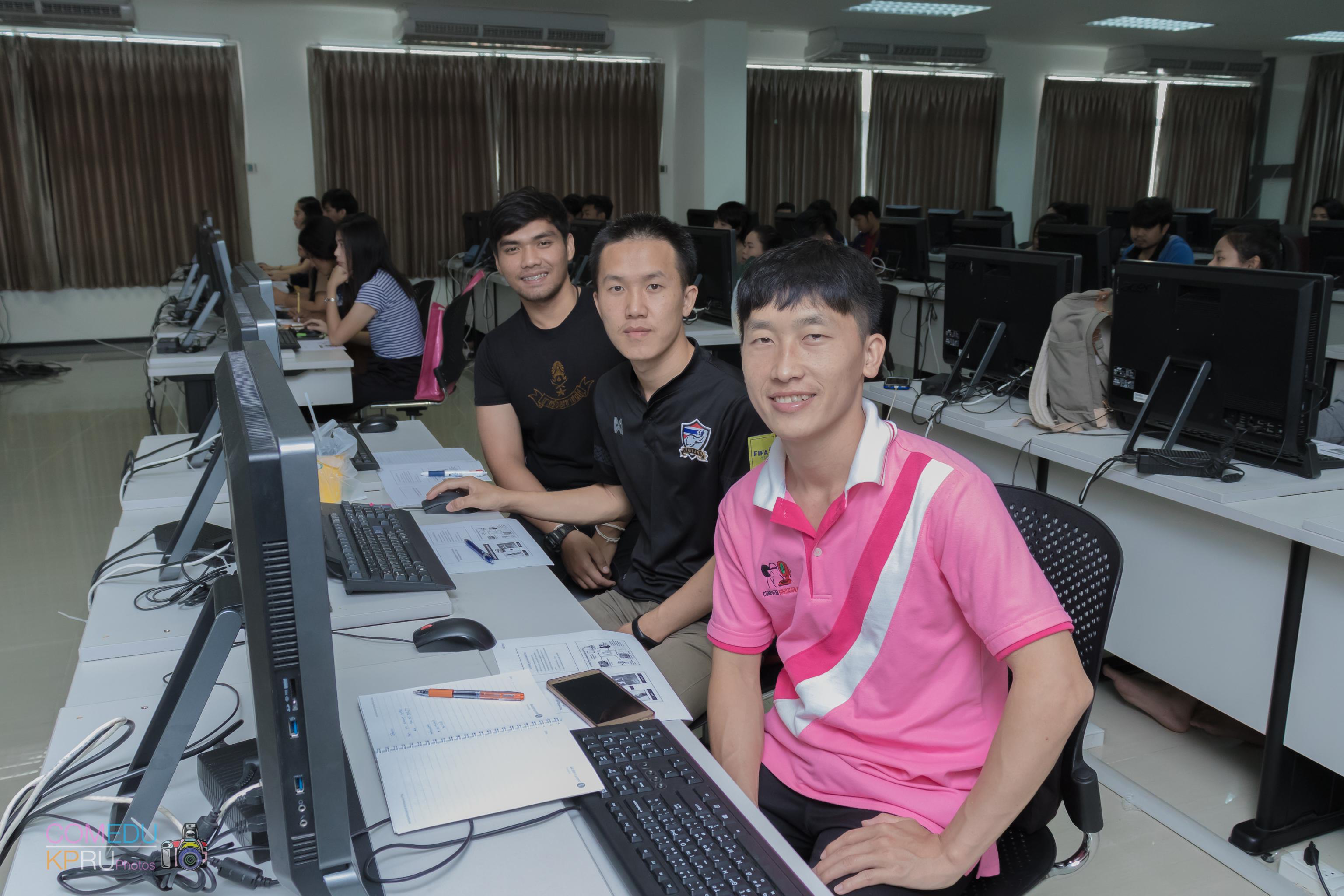 2. โครงการติวสอบบรรจุวิชาเอก สาขาวิชาคอมพิวเตอร์  วิทยากร อ.วิโรจน์ เจกะวงค์ วันที่ 24 มีนาคม 2018