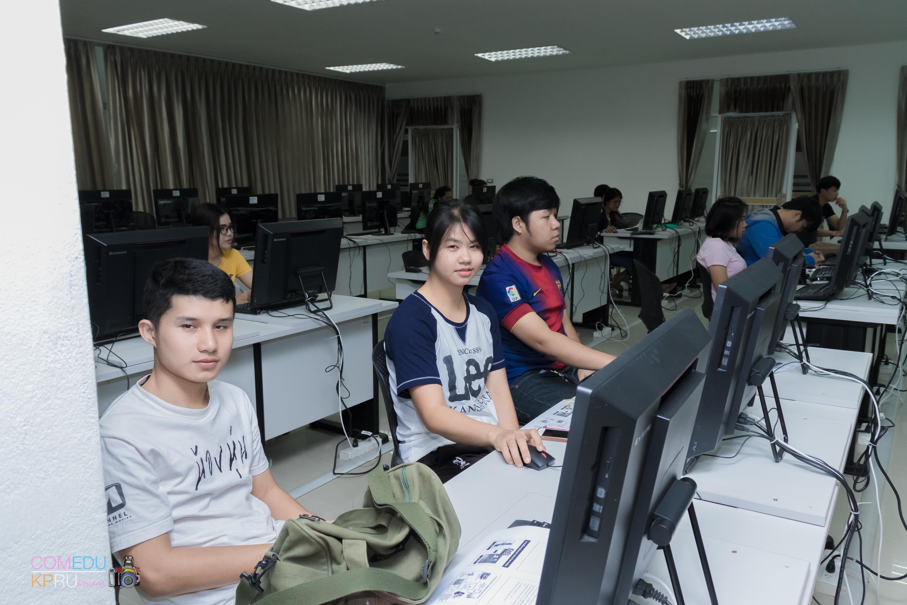 9. โครงการติวสอบบรรจุวิชาเอก สาขาวิชาคอมพิวเตอร์  วิทยากร อ.วิโรจน์ เจกะวงค์ วันที่ 24 มีนาคม 2018