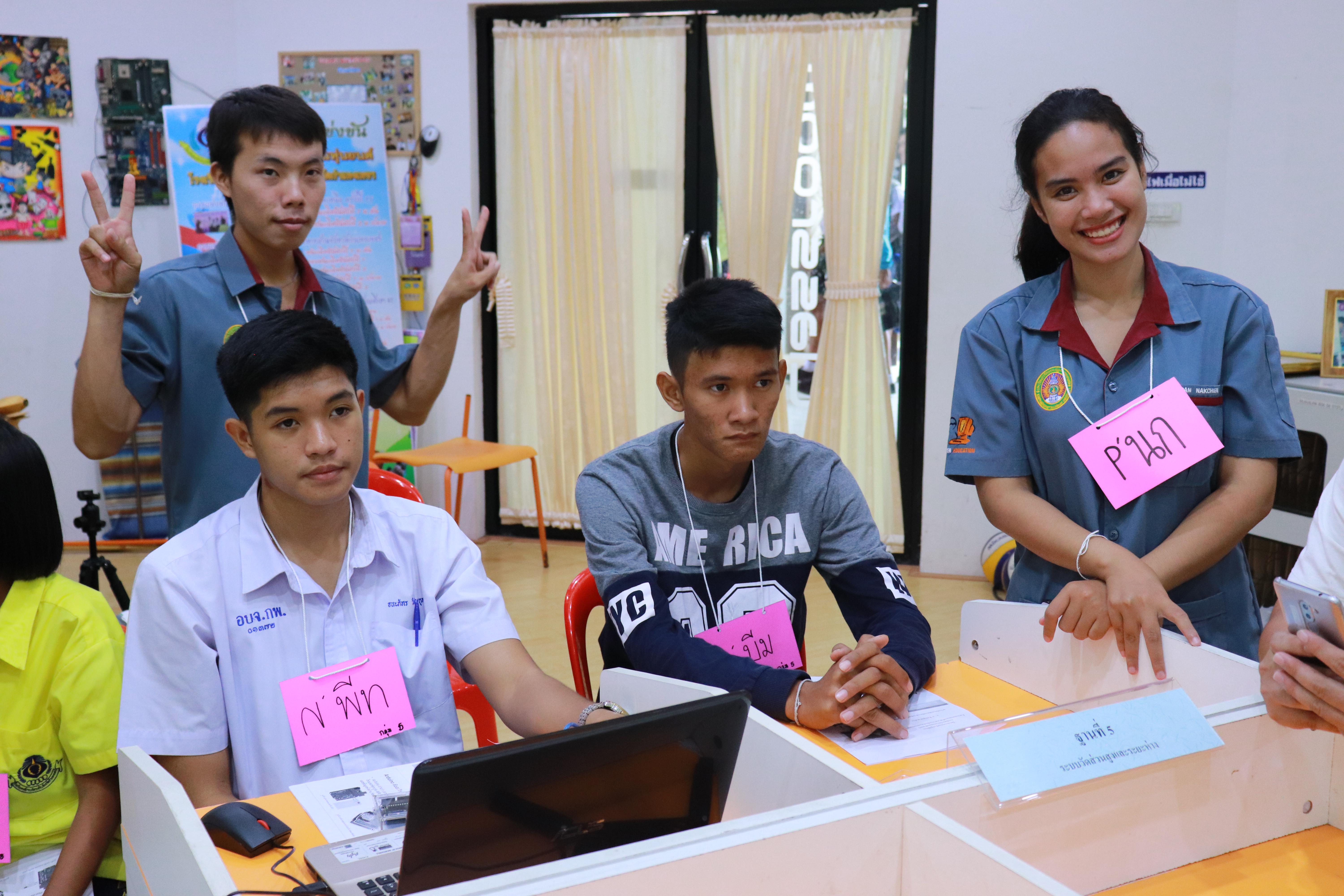 67. โครงการอบรมเชิงปฏิบัติการการพัฒนาโครงงานคอมพิวเตอร์ ด้วยระบบสมองกลฝังตัวและการเขียนโปรแกรมคอมพิวเตอร์  1-3 สิงหาคม 2561 ณ โรงเรียนองค์การบริหารส่วนจังหวัดกำแพงเพชร