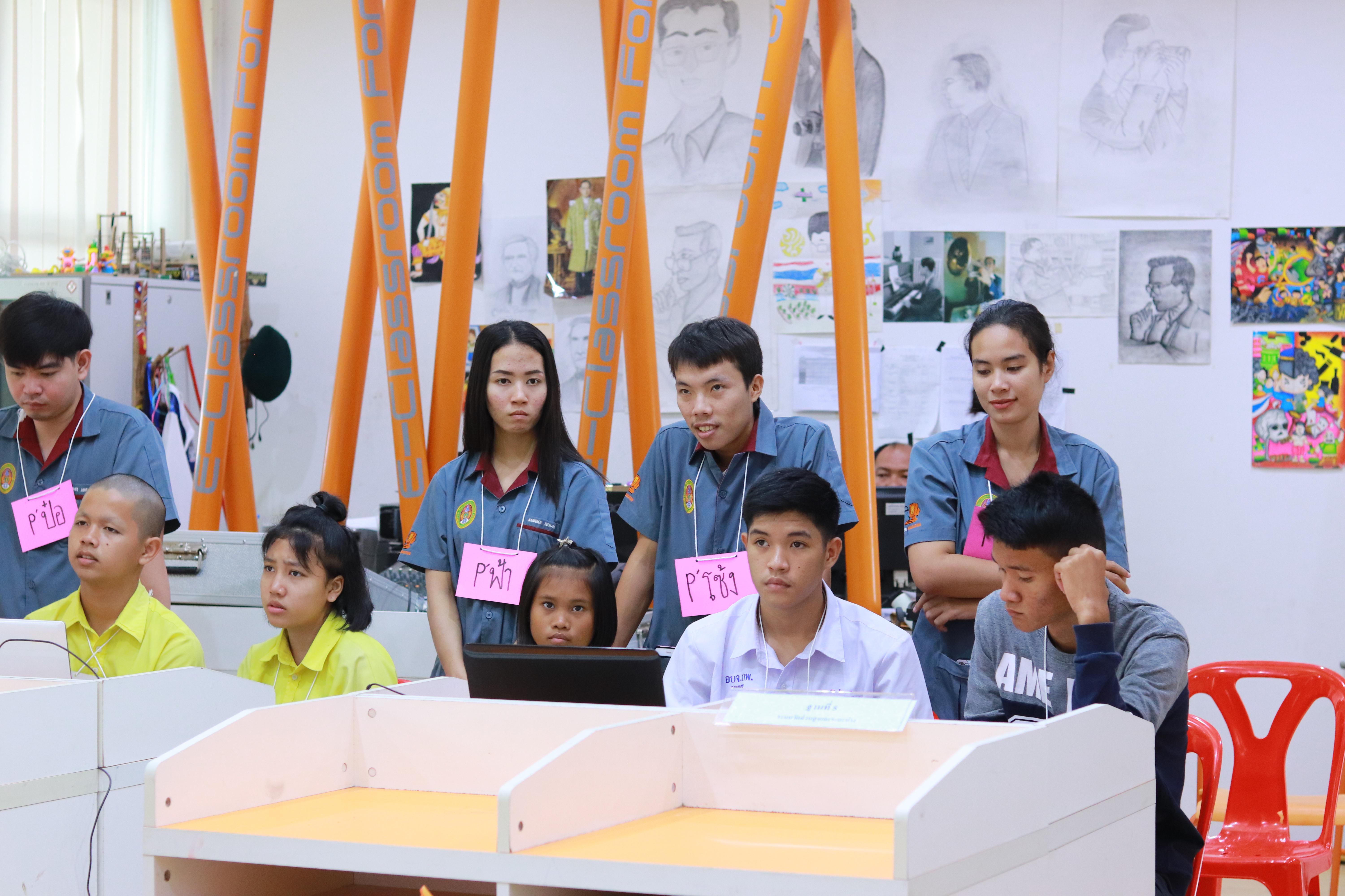 114. โครงการอบรมเชิงปฏิบัติการการพัฒนาโครงงานคอมพิวเตอร์ ด้วยระบบสมองกลฝังตัวและการเขียนโปรแกรมคอมพิวเตอร์  1-3 สิงหาคม 2561 ณ โรงเรียนองค์การบริหารส่วนจังหวัดกำแพงเพชร