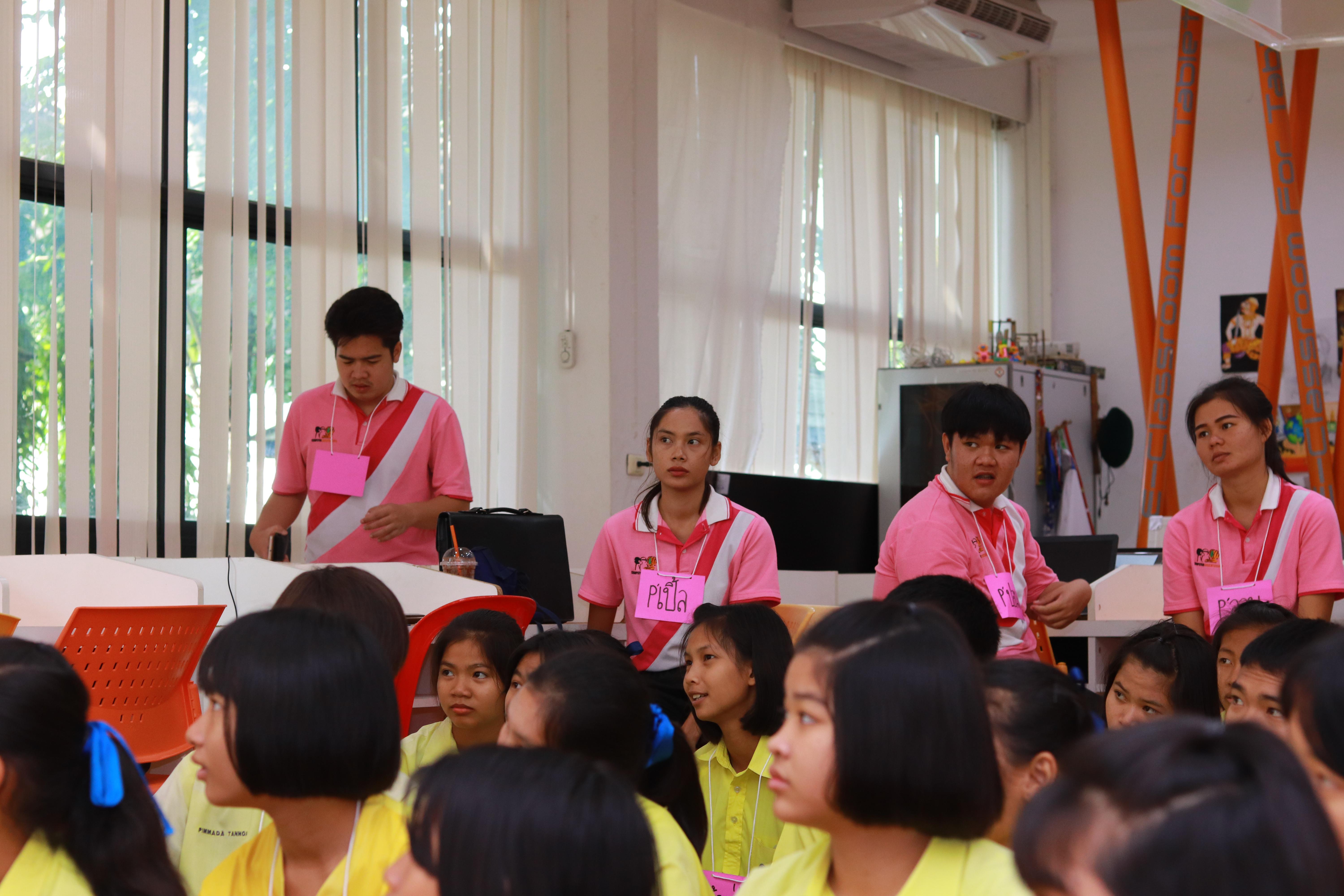 192. โครงการอบรมเชิงปฏิบัติการการพัฒนาโครงงานคอมพิวเตอร์ ด้วยระบบสมองกลฝังตัวและการเขียนโปรแกรมคอมพิวเตอร์  1-3 สิงหาคม 2561 ณ โรงเรียนองค์การบริหารส่วนจังหวัดกำแพงเพชร