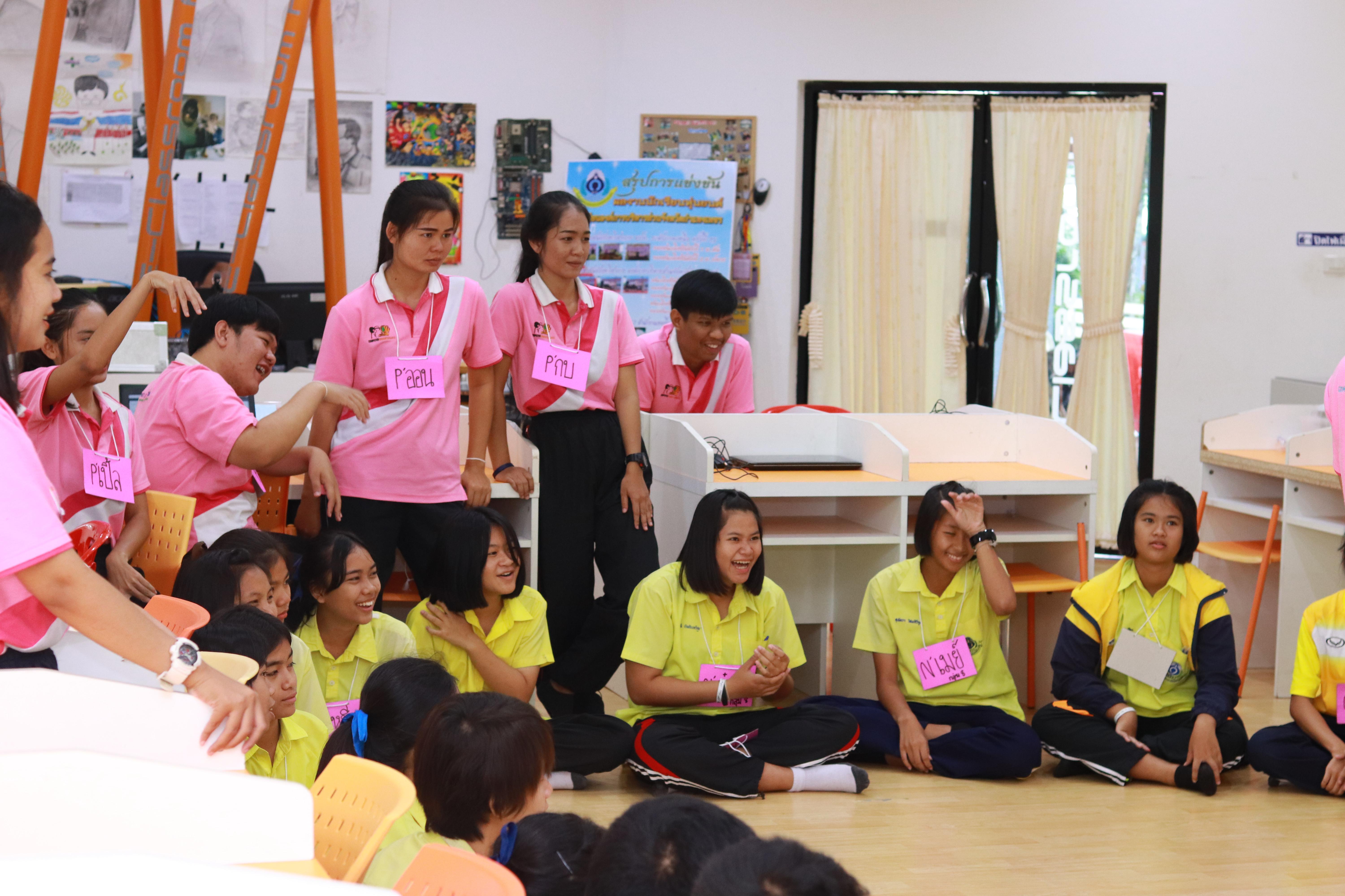 202. โครงการอบรมเชิงปฏิบัติการการพัฒนาโครงงานคอมพิวเตอร์ ด้วยระบบสมองกลฝังตัวและการเขียนโปรแกรมคอมพิวเตอร์  1-3 สิงหาคม 2561 ณ โรงเรียนองค์การบริหารส่วนจังหวัดกำแพงเพชร