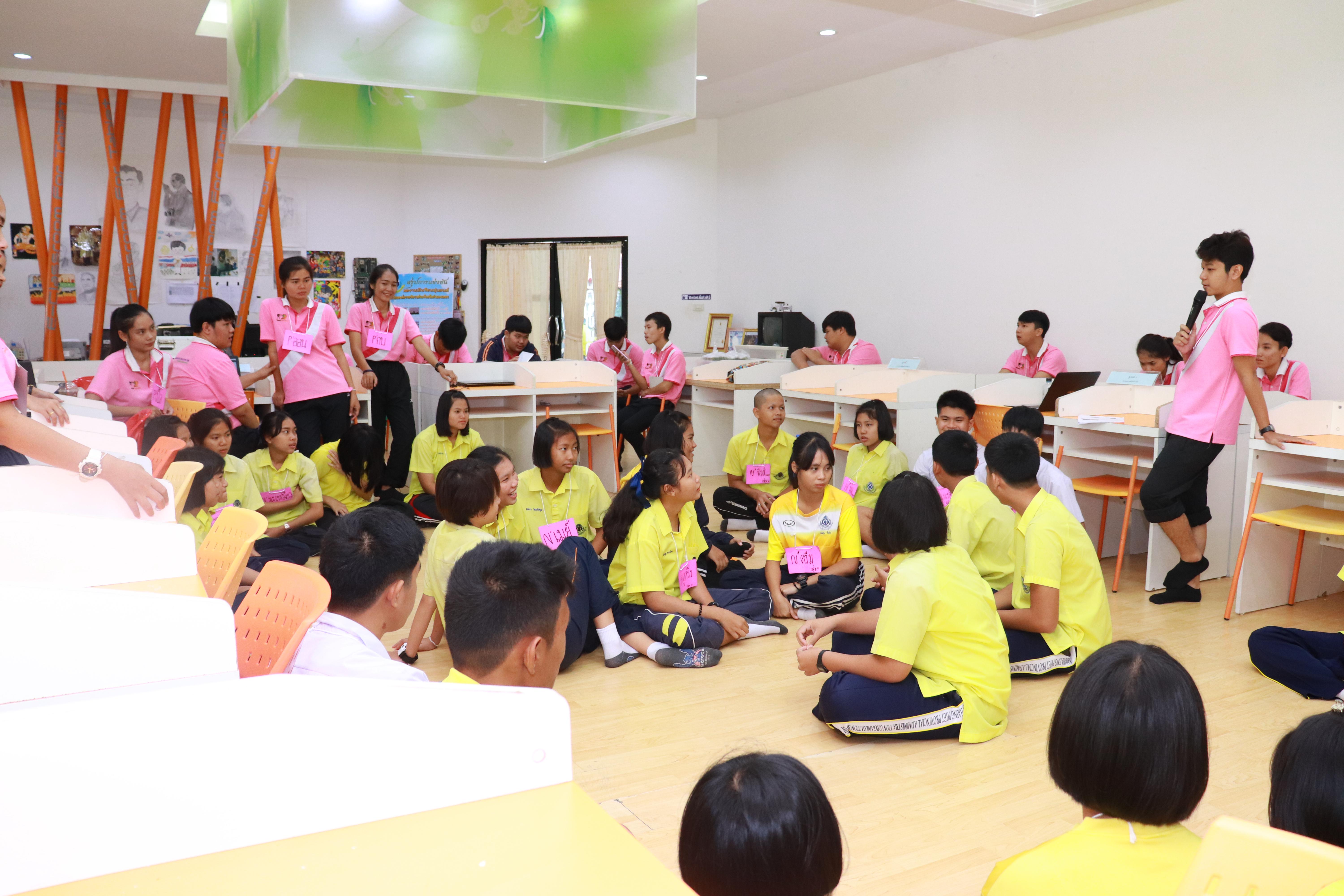 219. โครงการอบรมเชิงปฏิบัติการการพัฒนาโครงงานคอมพิวเตอร์ ด้วยระบบสมองกลฝังตัวและการเขียนโปรแกรมคอมพิวเตอร์  1-3 สิงหาคม 2561 ณ โรงเรียนองค์การบริหารส่วนจังหวัดกำแพงเพชร