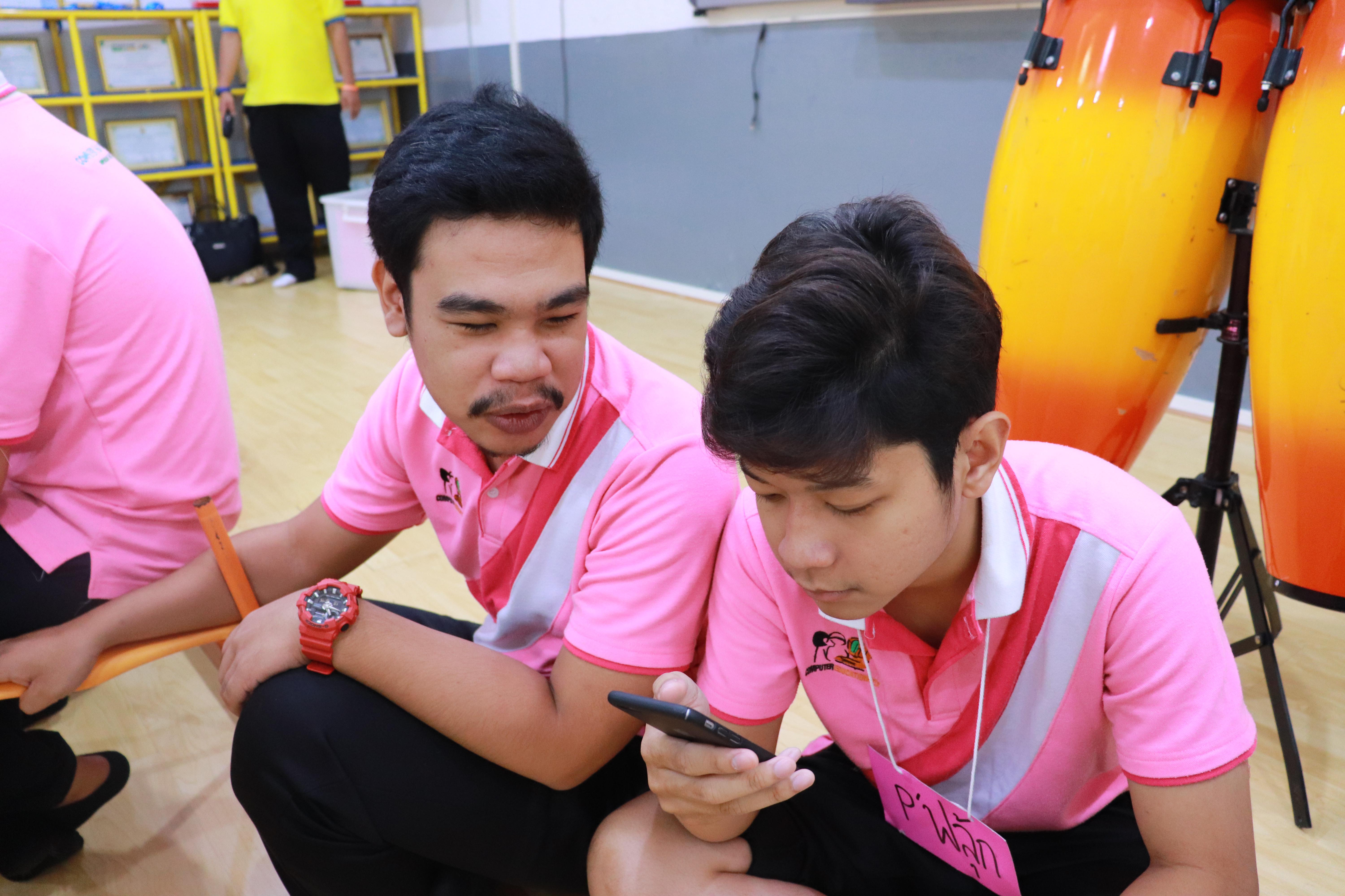 358. โครงการอบรมเชิงปฏิบัติการการพัฒนาโครงงานคอมพิวเตอร์ ด้วยระบบสมองกลฝังตัวและการเขียนโปรแกรมคอมพิวเตอร์  1-3 สิงหาคม 2561 ณ โรงเรียนองค์การบริหารส่วนจังหวัดกำแพงเพชร
