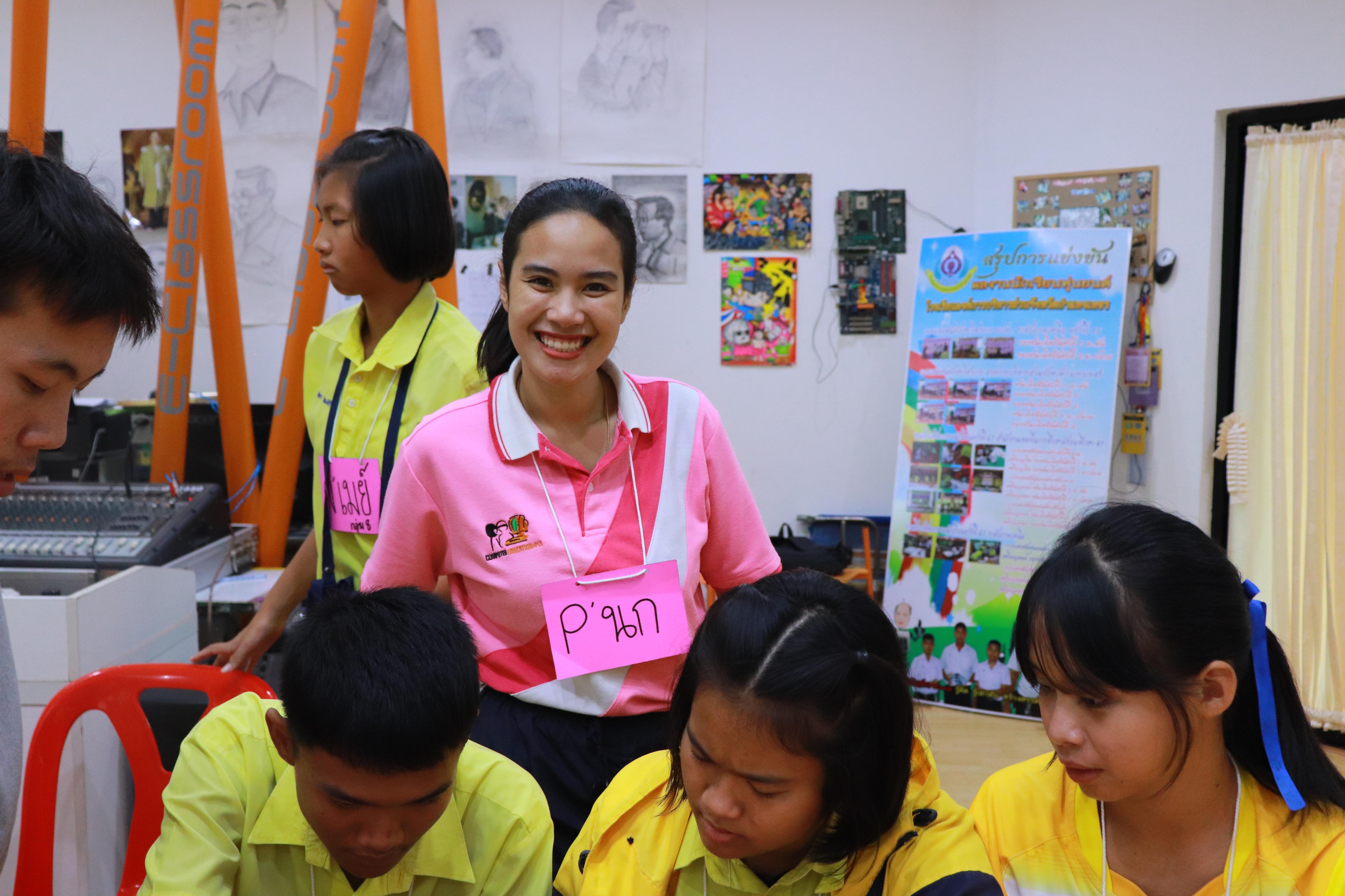 396. โครงการอบรมเชิงปฏิบัติการการพัฒนาโครงงานคอมพิวเตอร์ ด้วยระบบสมองกลฝังตัวและการเขียนโปรแกรมคอมพิวเตอร์  1-3 สิงหาคม 2561 ณ โรงเรียนองค์การบริหารส่วนจังหวัดกำแพงเพชร