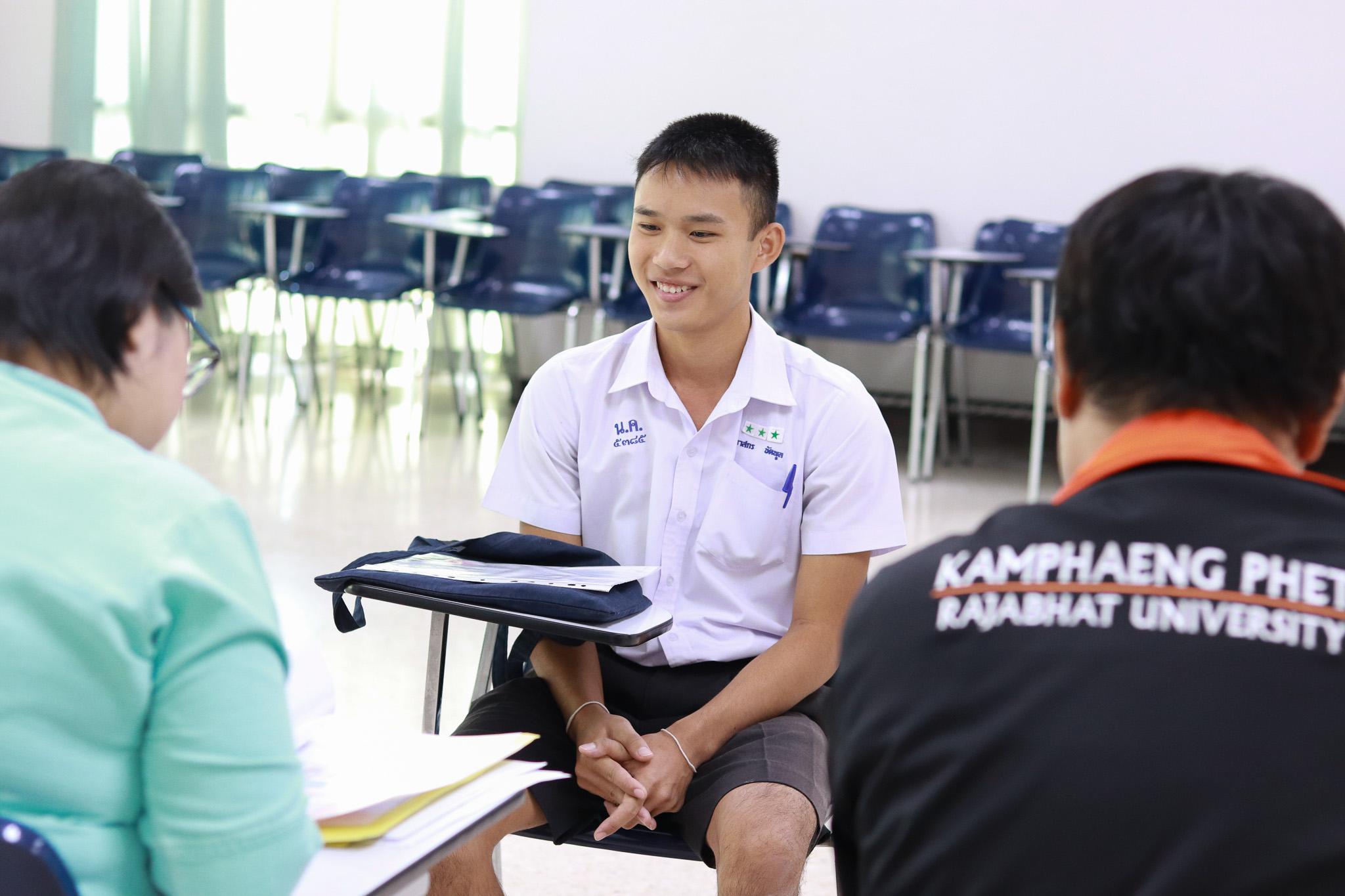 20. ผู้มีสิทธิ์เข้ารับการสอบสัมภาษณ์ ประเภท Portfolio รอบ 1 ณ ห้องสอบสัมภาษณ์ อาคาร 14 ชั้น 6 ห้อง 2 โปรแกรมวิชาคอมพิวเตอร์ คณะครุศาสตร์  วันที่ 19 กุมภาพันธ์ 2562
