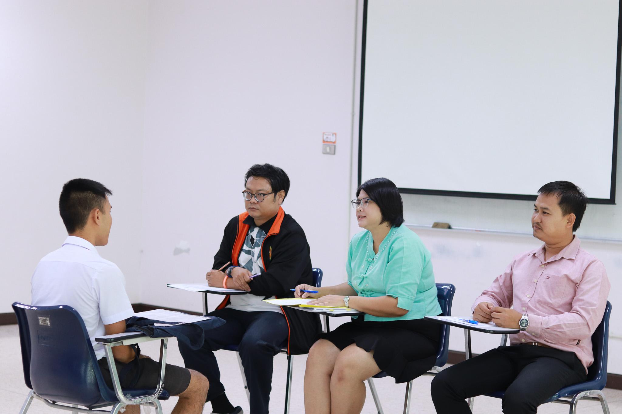 23. ผู้มีสิทธิ์เข้ารับการสอบสัมภาษณ์ ประเภท Portfolio รอบ 1 ณ ห้องสอบสัมภาษณ์ อาคาร 14 ชั้น 6 ห้อง 2 โปรแกรมวิชาคอมพิวเตอร์ คณะครุศาสตร์  วันที่ 19 กุมภาพันธ์ 2562