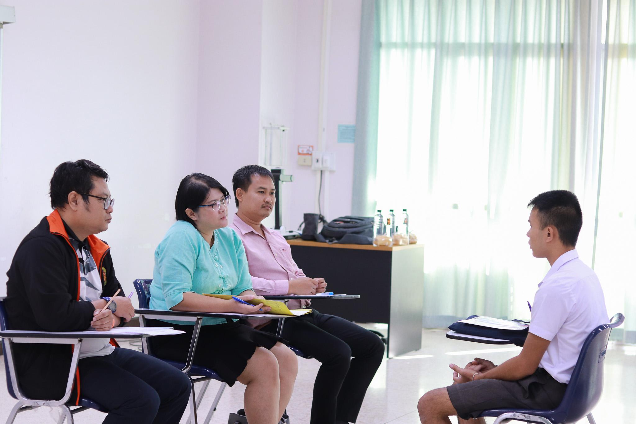 24. ผู้มีสิทธิ์เข้ารับการสอบสัมภาษณ์ ประเภท Portfolio รอบ 1 ณ ห้องสอบสัมภาษณ์ อาคาร 14 ชั้น 6 ห้อง 2 โปรแกรมวิชาคอมพิวเตอร์ คณะครุศาสตร์  วันที่ 19 กุมภาพันธ์ 2562