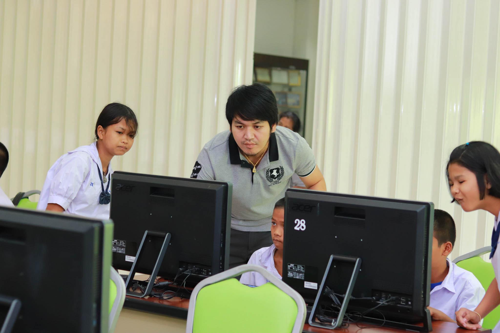 69. โครงการอบรมเชิงปฏิบัติการทักษะคอมพิวเตอร์เพื่อการศึกษา ประจำปี 2562 ระหว่างวันที่ 25-27 กุมภาพันธ์ 2562 ณ ห้องประชุมสภาองค์การบริหารส่วนตำบลวังแขม