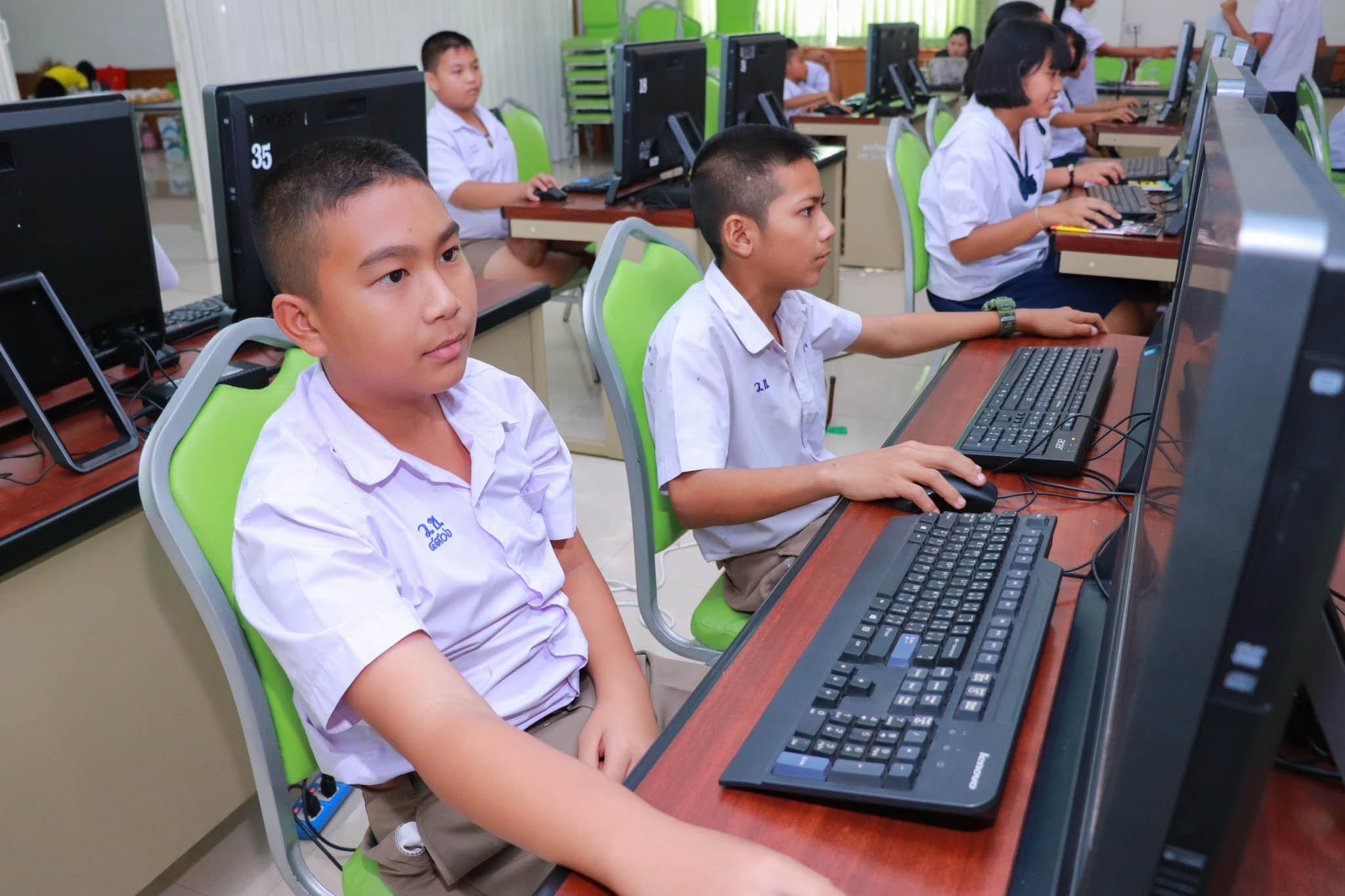 83. โครงการอบรมเชิงปฏิบัติการทักษะคอมพิวเตอร์เพื่อการศึกษา ประจำปี 2562 ระหว่างวันที่ 25-27 กุมภาพันธ์ 2562 ณ ห้องประชุมสภาองค์การบริหารส่วนตำบลวังแขม