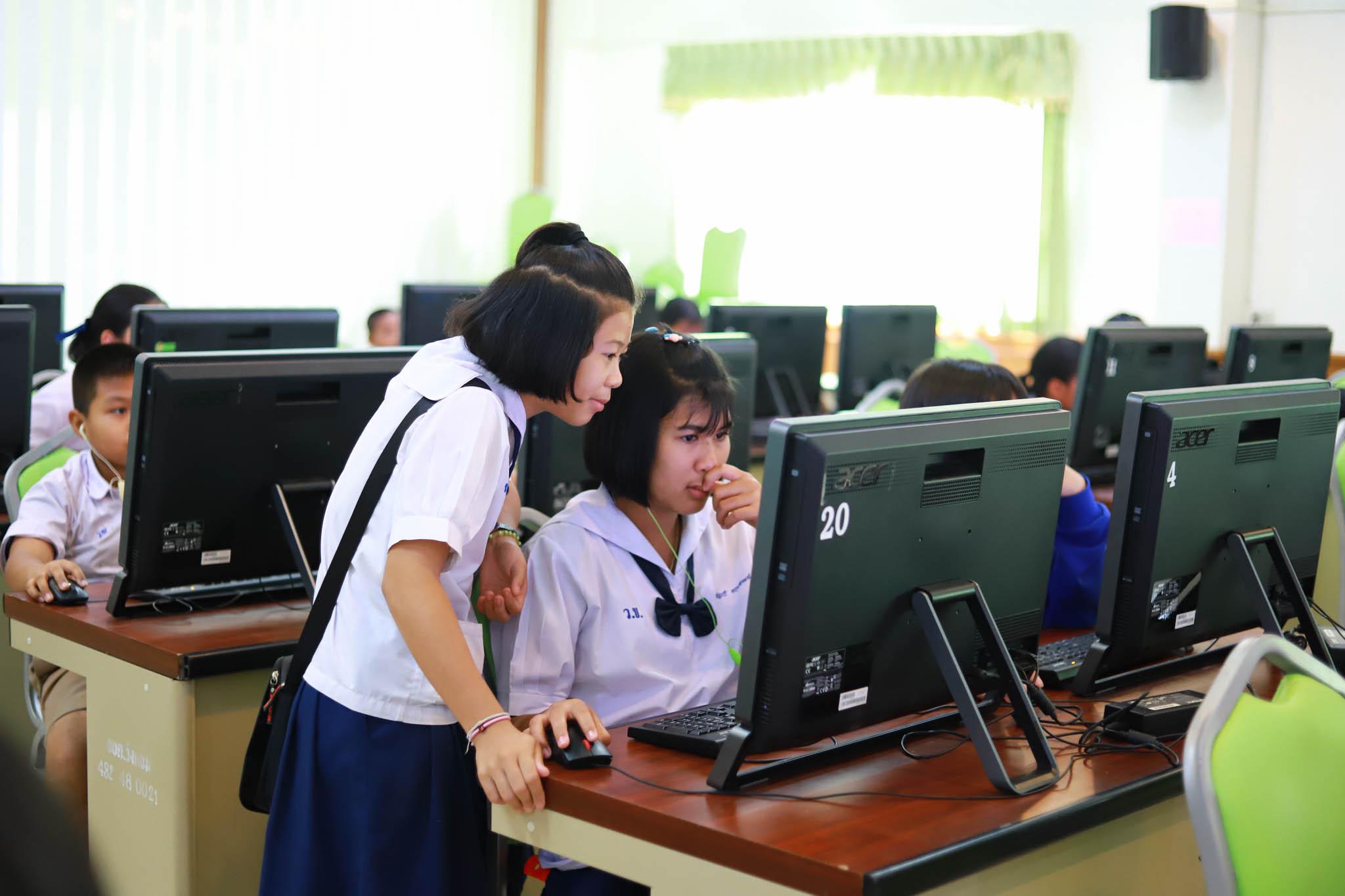 112. โครงการอบรมเชิงปฏิบัติการทักษะคอมพิวเตอร์เพื่อการศึกษา ประจำปี 2562 ระหว่างวันที่ 25-27 กุมภาพันธ์ 2562 ณ ห้องประชุมสภาองค์การบริหารส่วนตำบลวังแขม