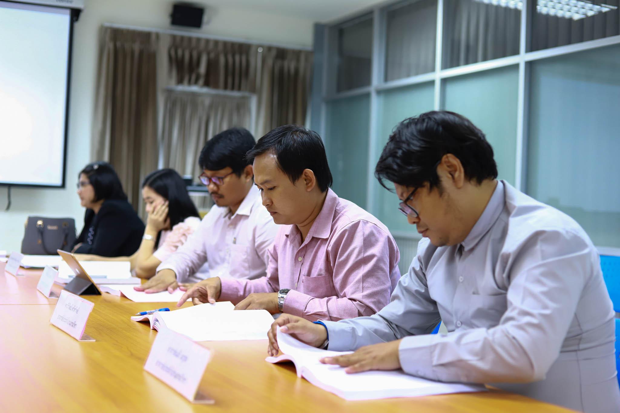 15. ประชุมปฏิบัติการวิพากษ์หลักสูตรครุศาสตรบัณฑิต (4 ปี ) โปรแกรมวิชาคอมพิวเตอร์ วันที่ 3 มีนาคม 2562