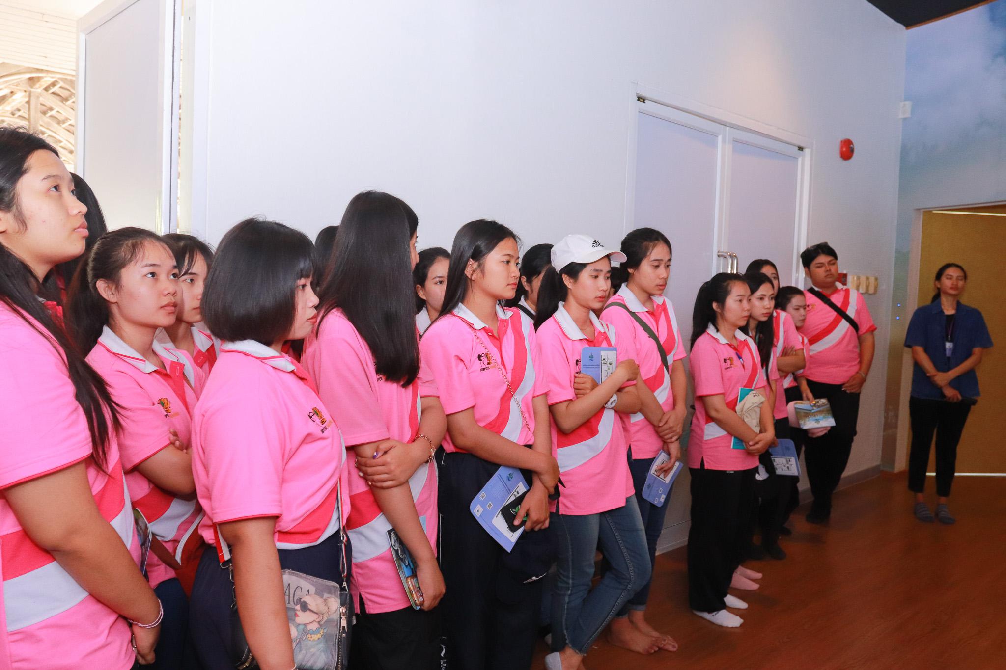 73. โครงการศึกษาดูงานการเรียนการสอนโปรแกรมวิชาคอมพิวเตอร์ วันที่ 7-9 มีนาคม 2562 ณ อุทยานสิ่งแวดล้อมนานาชาติสิรินธร และ