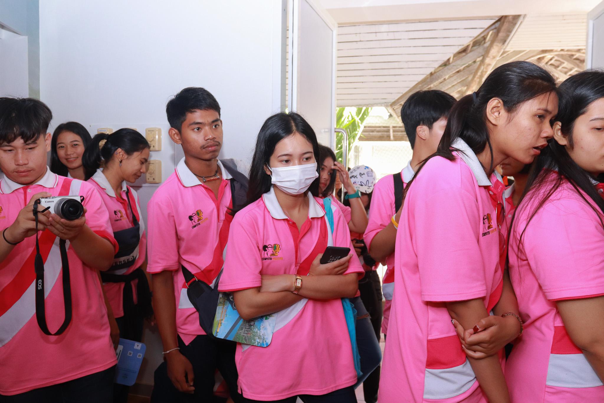 74. โครงการศึกษาดูงานการเรียนการสอนโปรแกรมวิชาคอมพิวเตอร์ วันที่ 7-9 มีนาคม 2562 ณ อุทยานสิ่งแวดล้อมนานาชาติสิรินธร และ