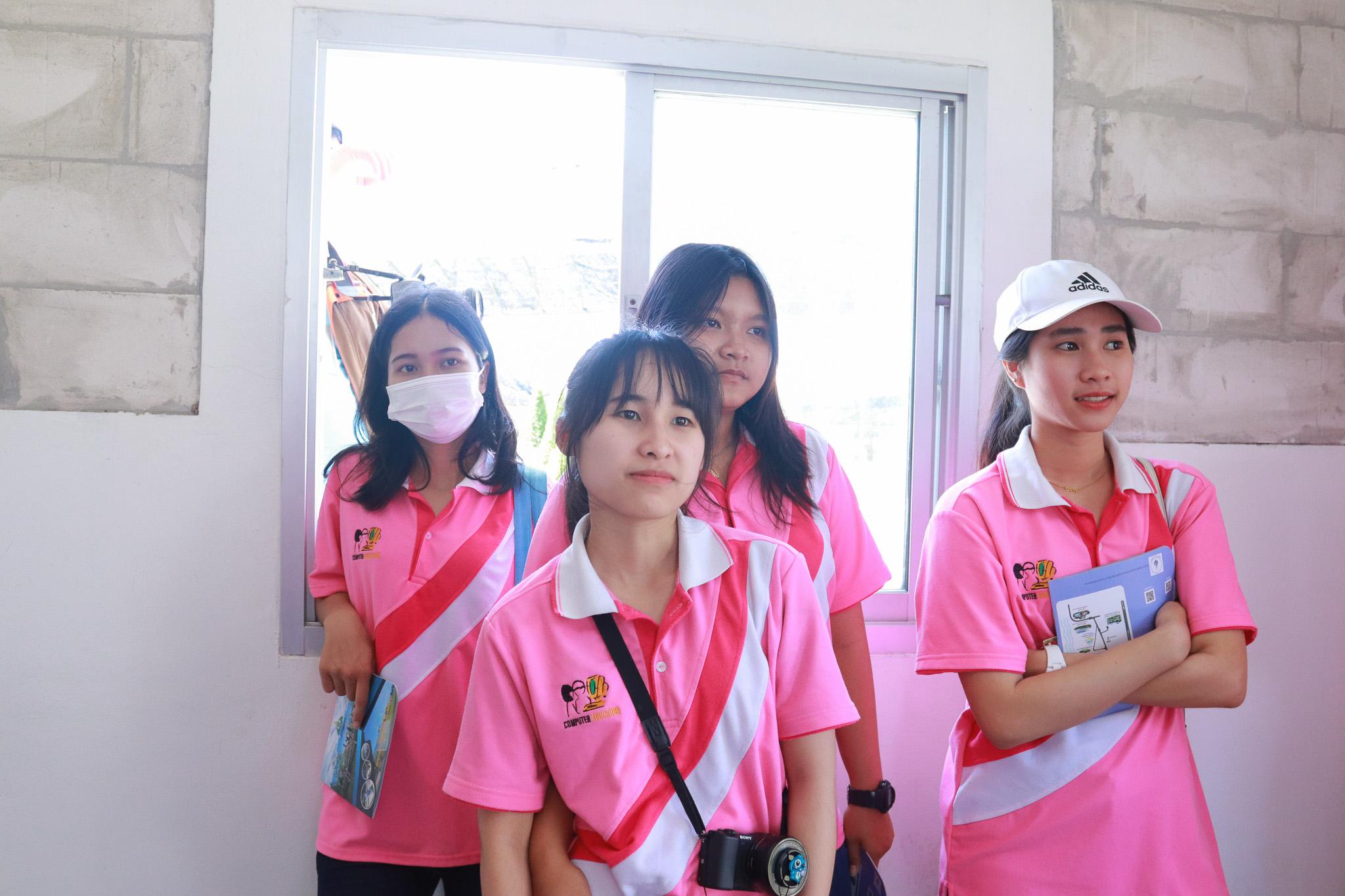 122. โครงการศึกษาดูงานการเรียนการสอนโปรแกรมวิชาคอมพิวเตอร์ วันที่ 7-9 มีนาคม 2562 ณ อุทยานสิ่งแวดล้อมนานาชาติสิรินธร และ