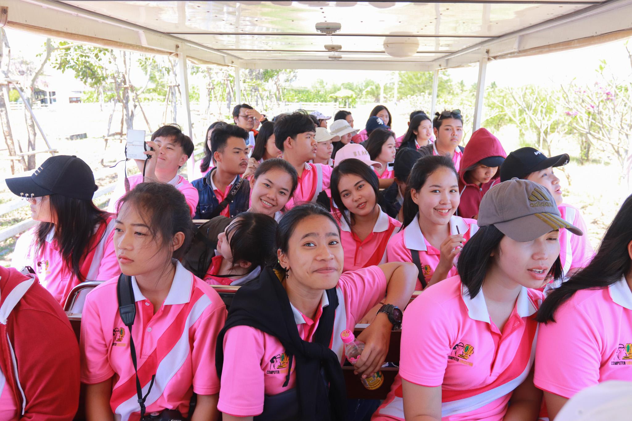 225. โครงการศึกษาดูงานการเรียนการสอนโปรแกรมวิชาคอมพิวเตอร์ วันที่ 7-9 มีนาคม 2562 ณ อุทยานสิ่งแวดล้อมนานาชาติสิรินธร และ