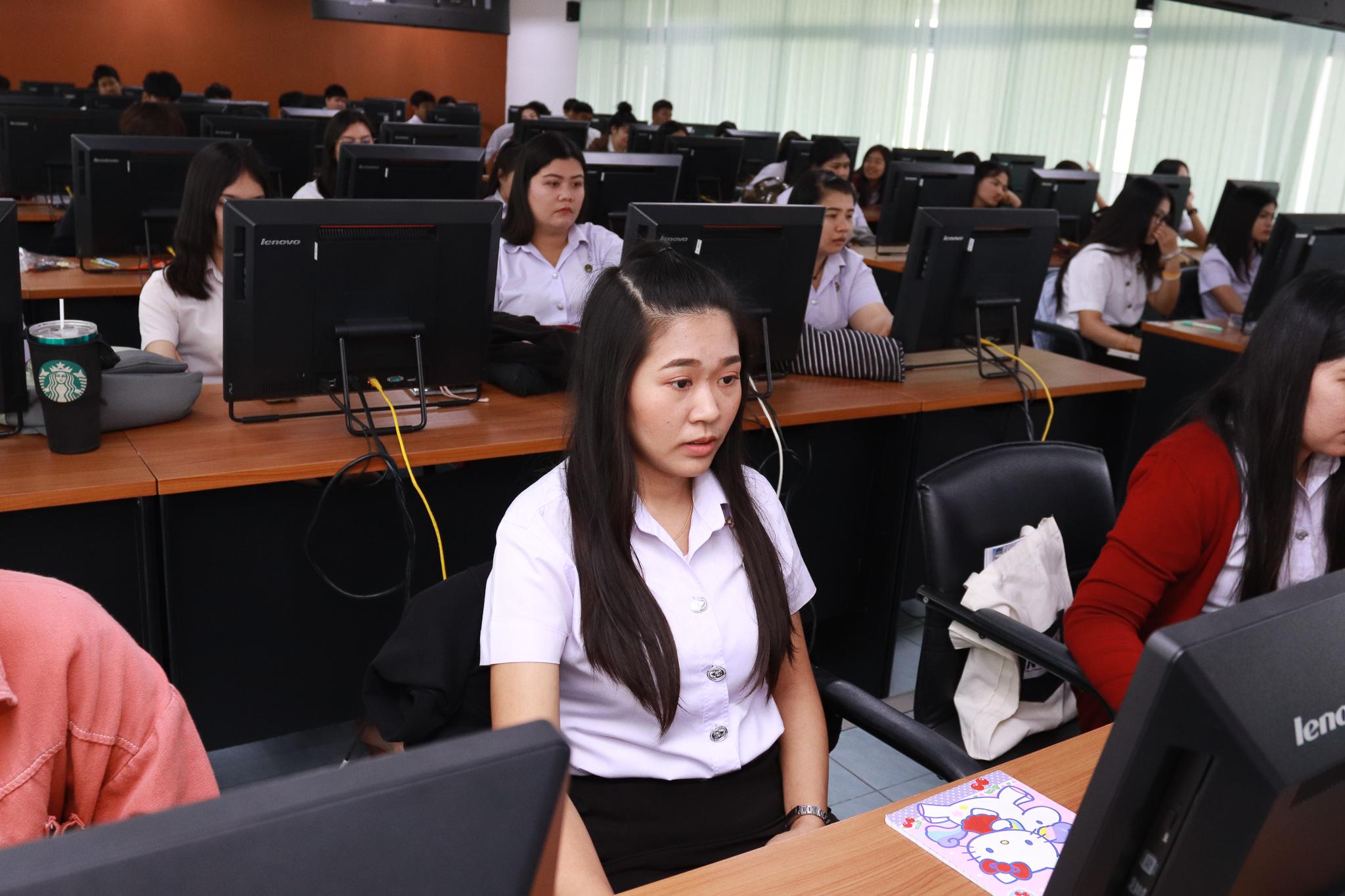 21. การเตรียมความพร้อมวิชาเอกให้นักศึกษาชั้นปีที่ 5 โปรแกรมวิชาคอมพิวเตอร์ วันที่ 28 มีนาคม 2562
