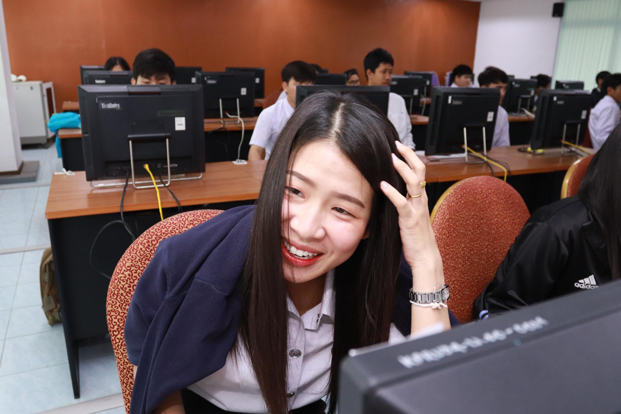 26. การเตรียมความพร้อมวิชาเอกให้นักศึกษาชั้นปีที่ 5 โปรแกรมวิชาคอมพิวเตอร์ วันที่ 28 มีนาคม 2562