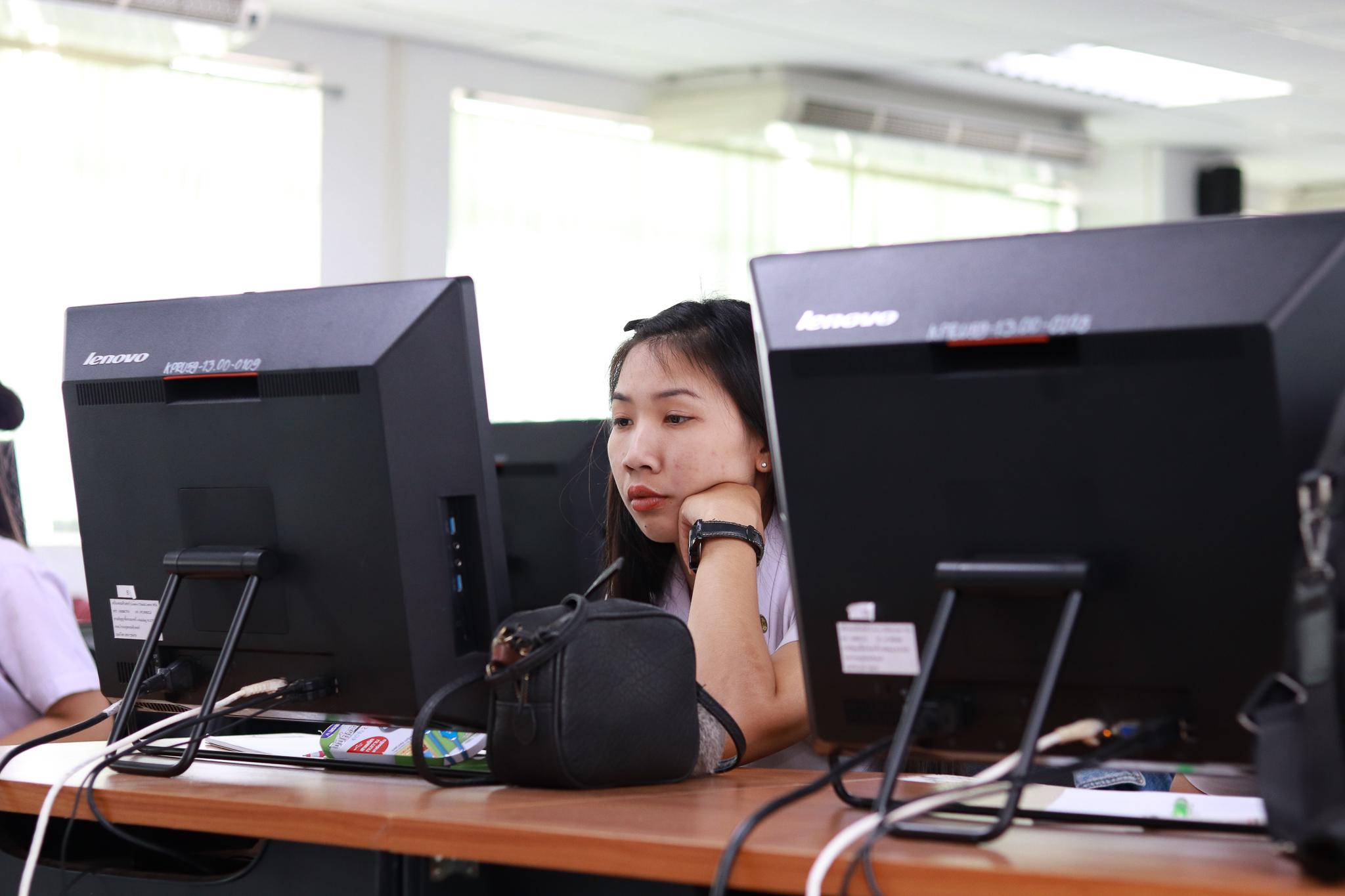 4. การเตรียมความพร้อมวิชาเอกให้นักศึกษาชั้นปีที่ 5 โปรแกรมวิชาคอมพิวเตอร์ วันที่ 28 มีนาคม 2562