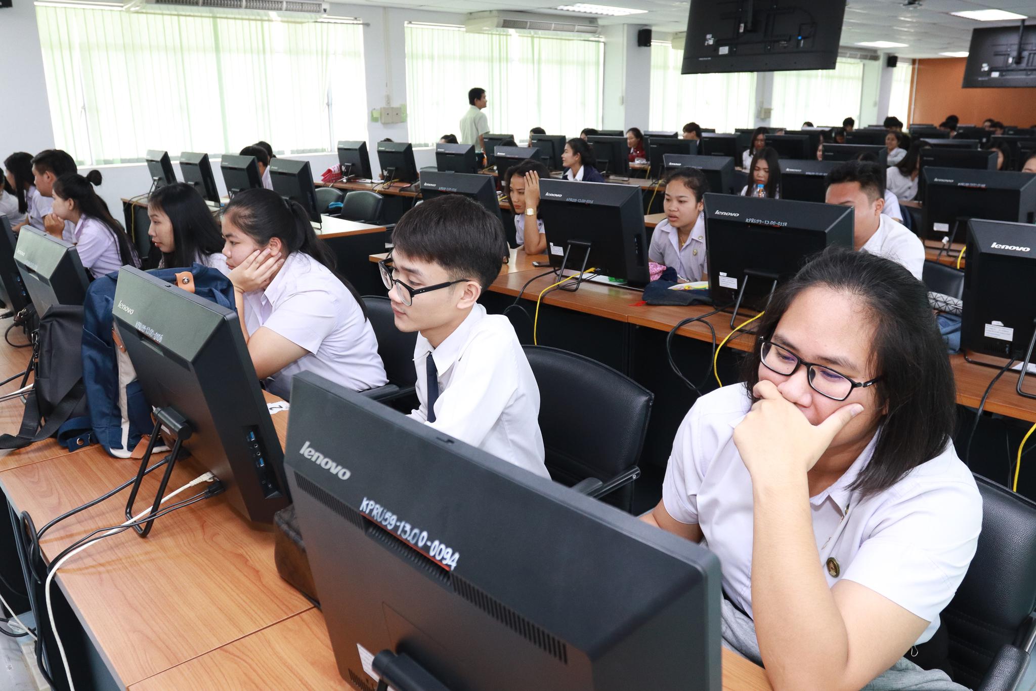 37. การเตรียมความพร้อมวิชาเอกให้นักศึกษาชั้นปีที่ 5 โปรแกรมวิชาคอมพิวเตอร์ วันที่ 28 มีนาคม 2562