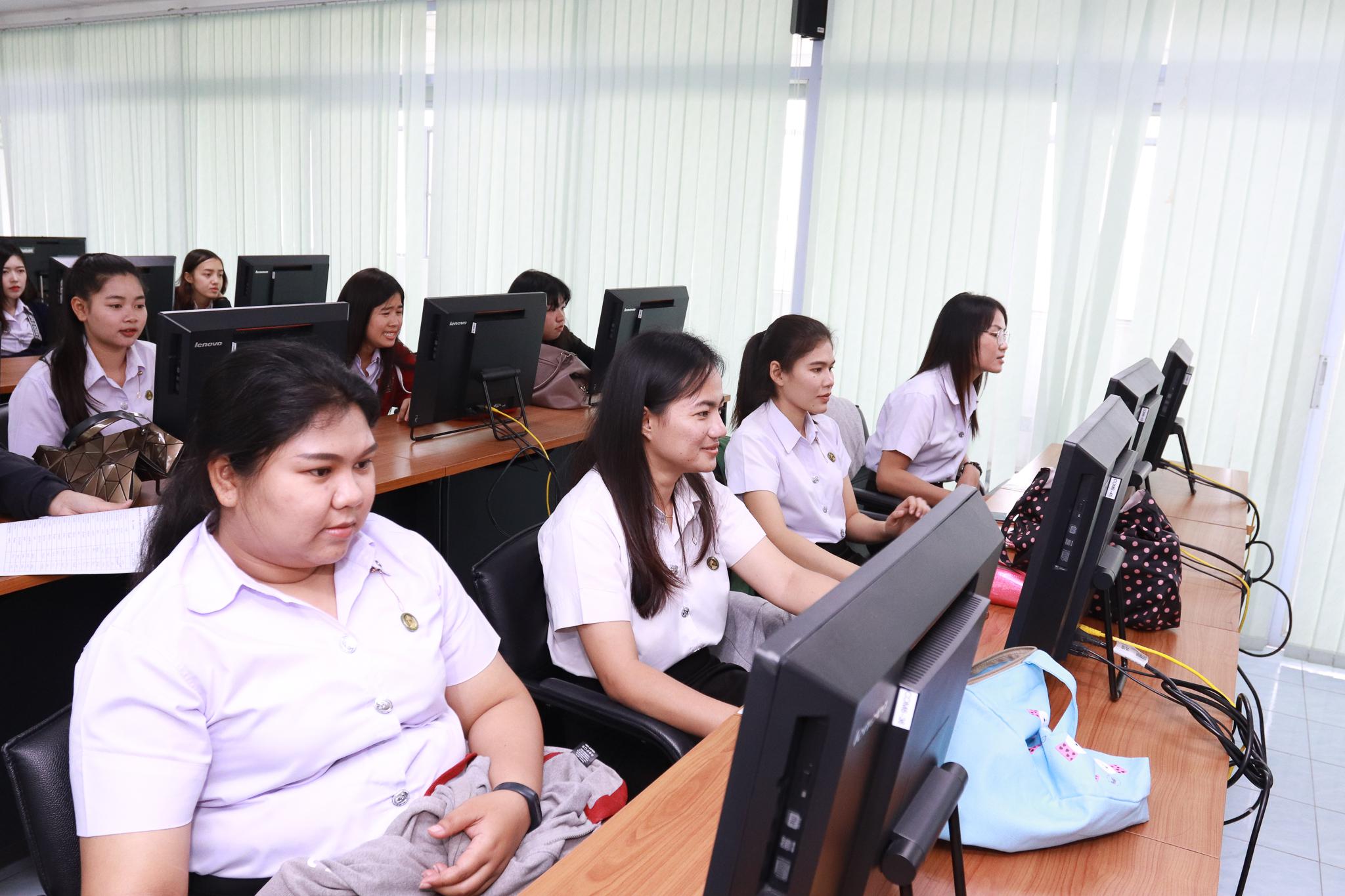 51. การเตรียมความพร้อมวิชาเอกให้นักศึกษาชั้นปีที่ 5 โปรแกรมวิชาคอมพิวเตอร์ วันที่ 28 มีนาคม 2562