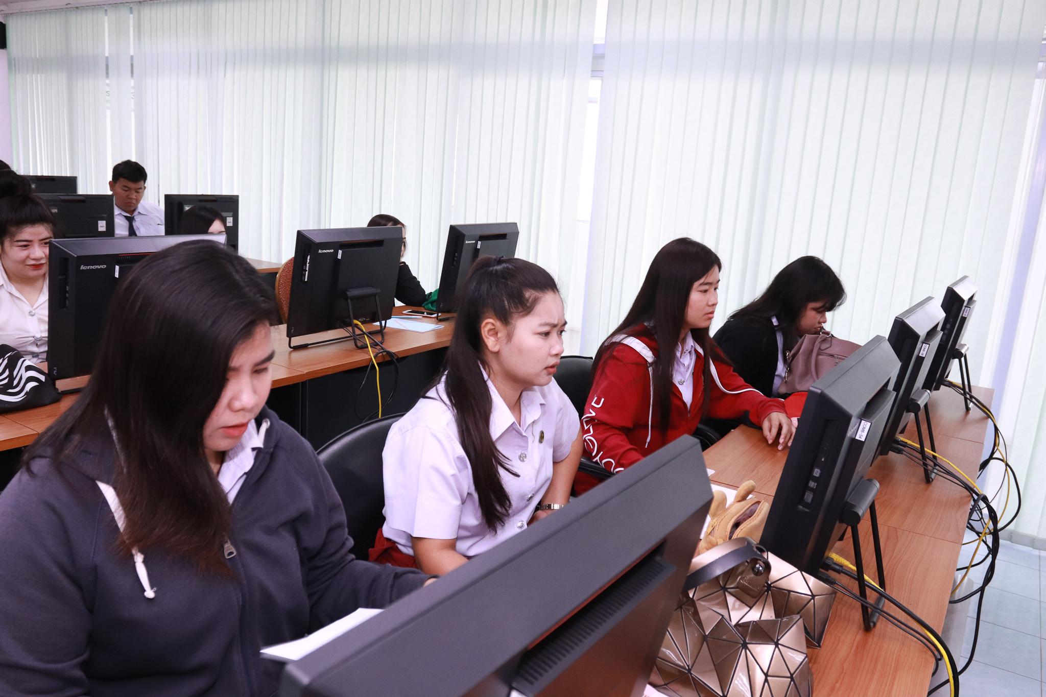 53. การเตรียมความพร้อมวิชาเอกให้นักศึกษาชั้นปีที่ 5 โปรแกรมวิชาคอมพิวเตอร์ วันที่ 28 มีนาคม 2562