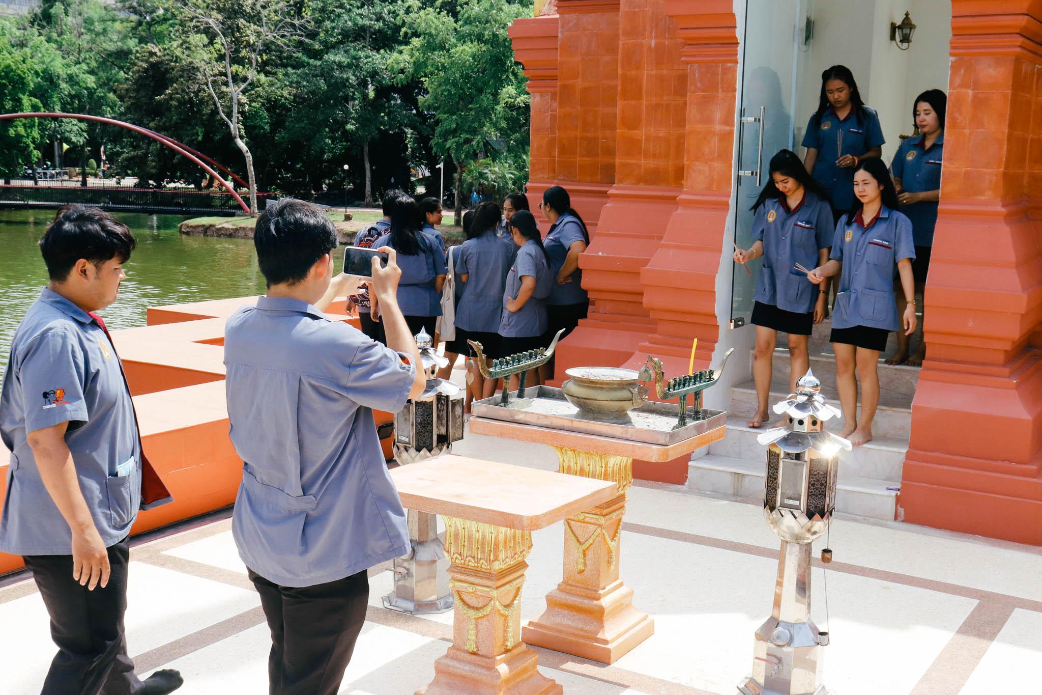 17. อบรมการพัฒนาสื่อมัลติมีเดียเพื่อการเรียนรู้วัฒนธรรมประเพณี | 18 ก.ค. 2563