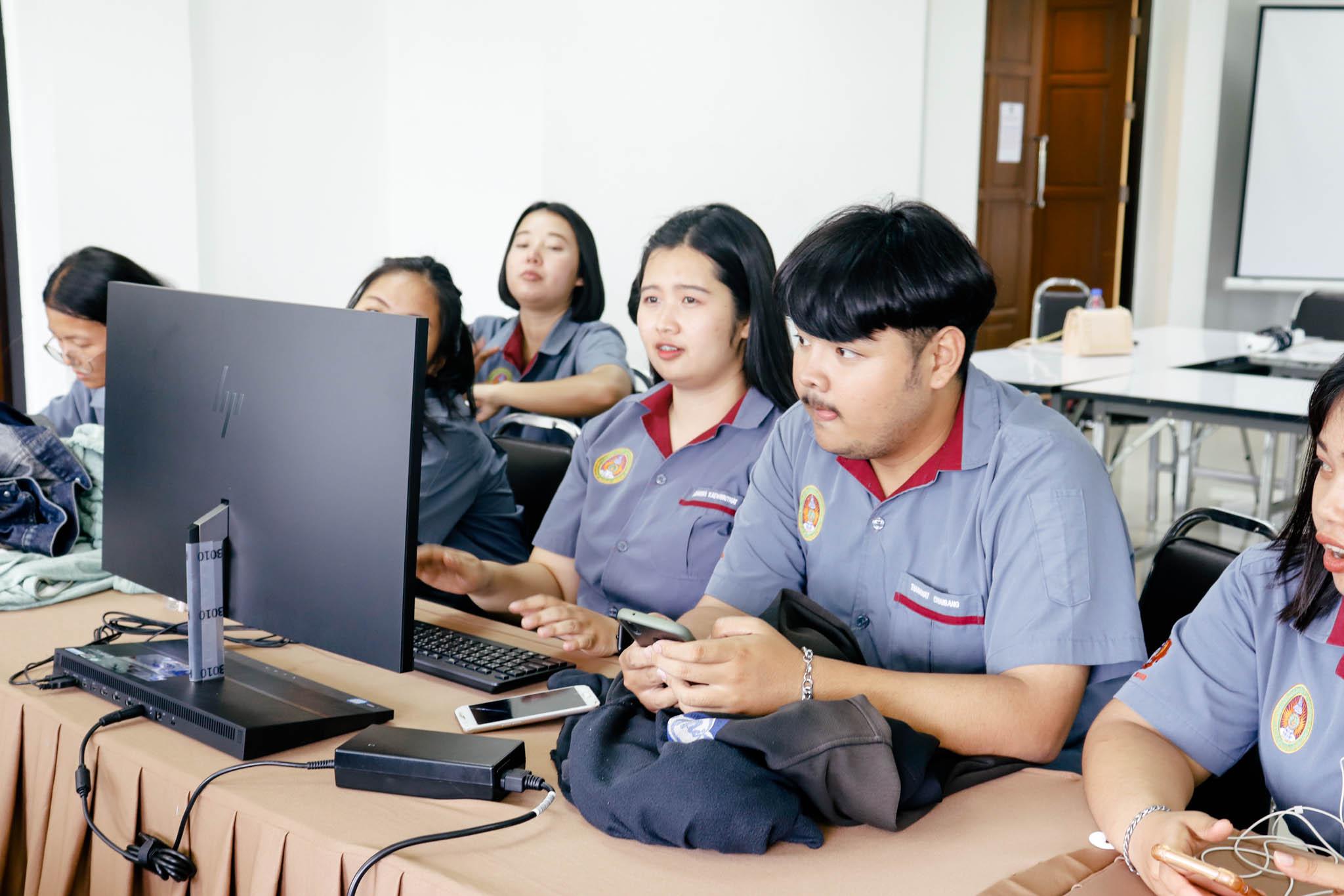 26. อบรมการพัฒนาสื่อมัลติมีเดียเพื่อการเรียนรู้วัฒนธรรมประเพณี | 18 ก.ค. 2563