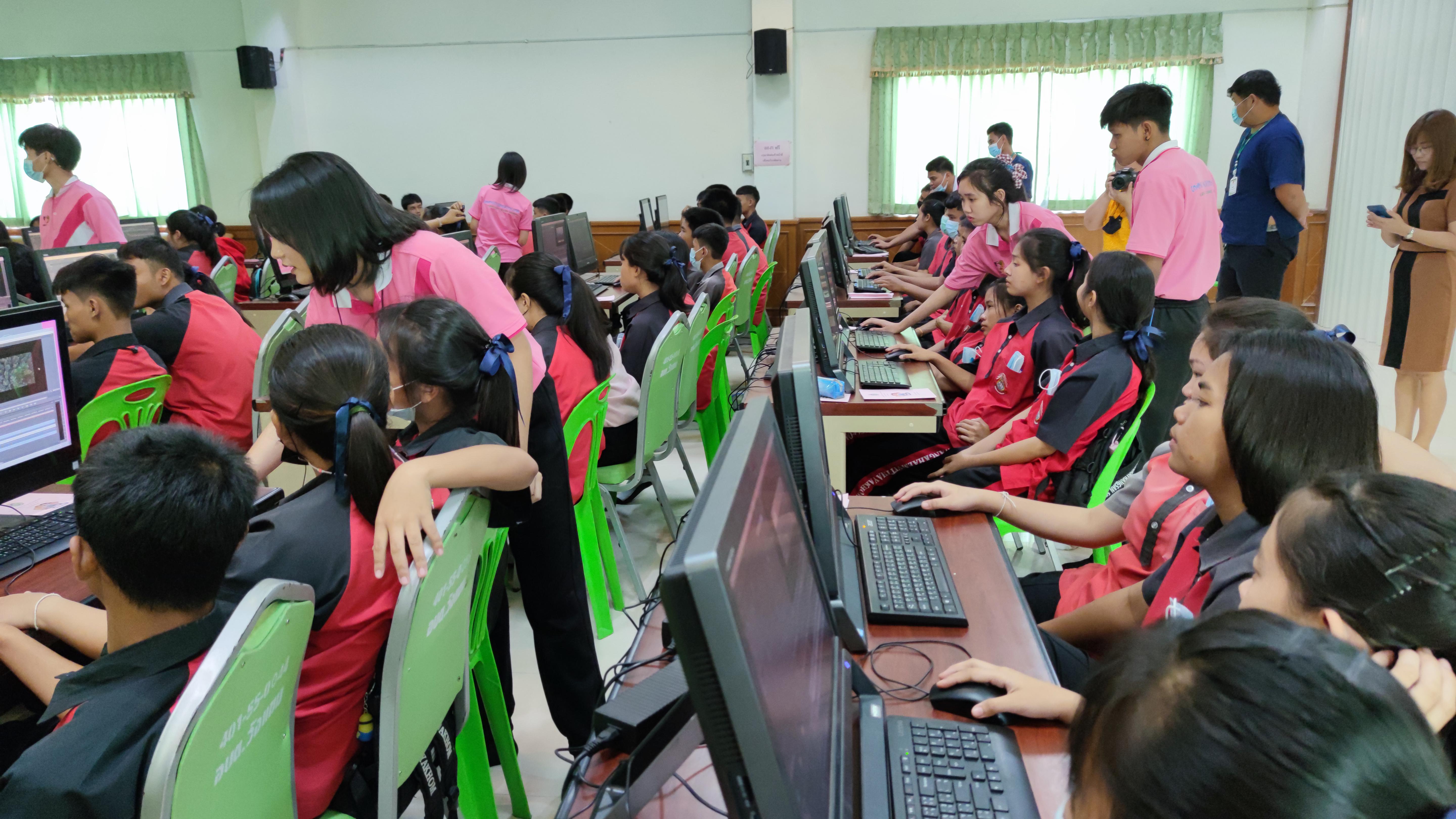 14. โครงการอบรมเชิงปฏิบัติการทักษะคอมพิวเตอร์เพื่อการศึกษา กิจกรรมค่ายเยาวชนคนไอที นักยูทูบเบอร์น้อย | 2-3 มีนาคม 2564