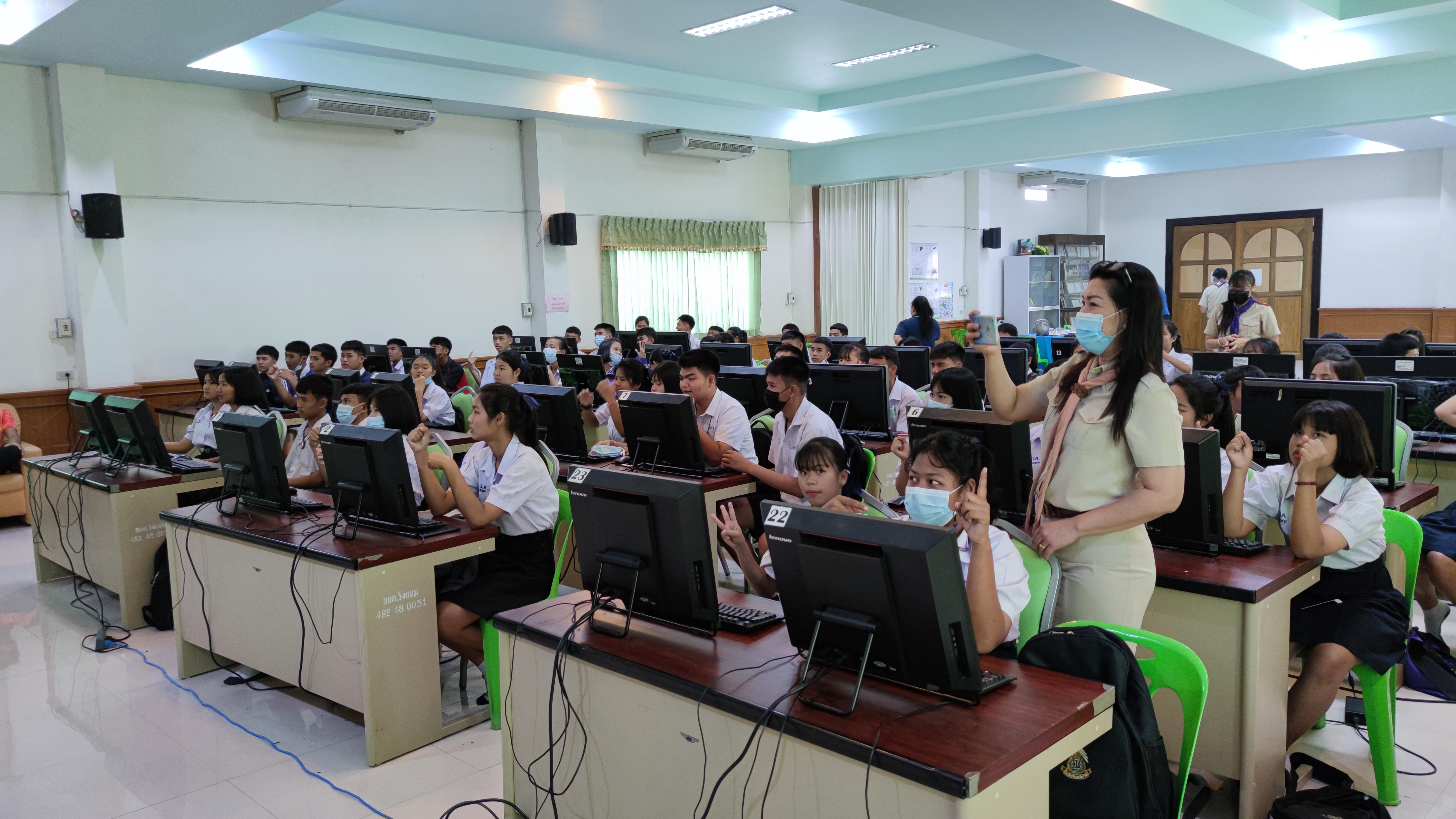 185. โครงการอบรมเชิงปฏิบัติการทักษะคอมพิวเตอร์เพื่อการศึกษา กิจกรรมค่ายเยาวชนคนไอที นักยูทูบเบอร์น้อย | 2-3 มีนาคม 2564
