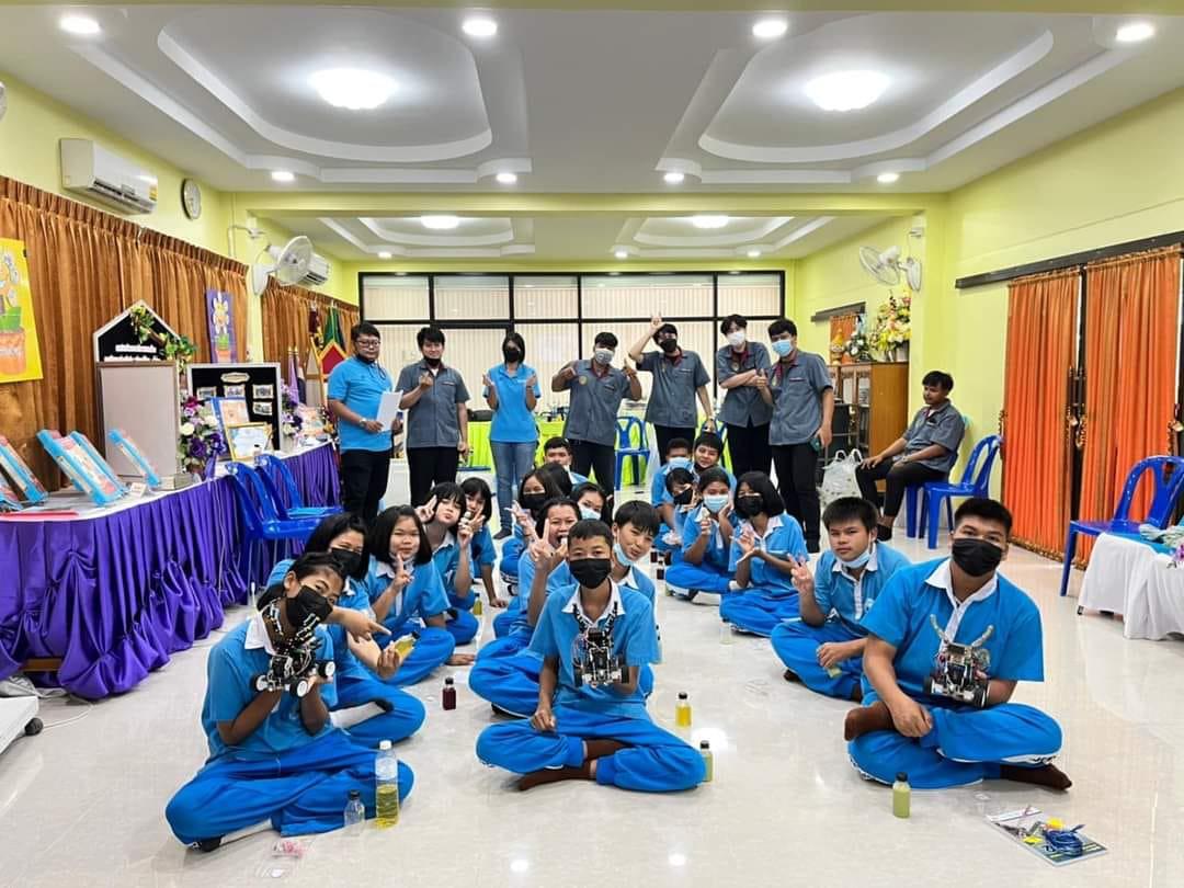 3. โครงการกิจกรรมการจัดการเรียนรู้แบบสะเต็มศึกษา รายวิชาวิทยาการคำนวณ หน่วยการเรียนรู้การเขียนโปรแกรมภาษาหุ่นยนต์ โรงเรียนบ้านวังทอง อ.เมือง จ.กำแพงเพชร | 18 กรกฎาคม 2565