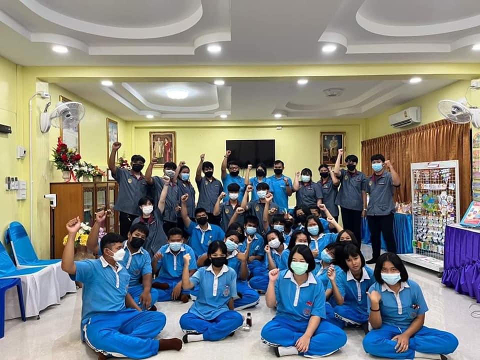 2. โครงการกิจกรรมการจัดการเรียนรู้แบบสะเต็มศึกษา รายวิชาวิทยาการคำนวณ หน่วยการเรียนรู้การเขียนโปรแกรมภาษาหุ่นยนต์ โรงเรียนบ้านวังทอง อ.เมือง จ.กำแพงเพชร | 18 กรกฎาคม 2565