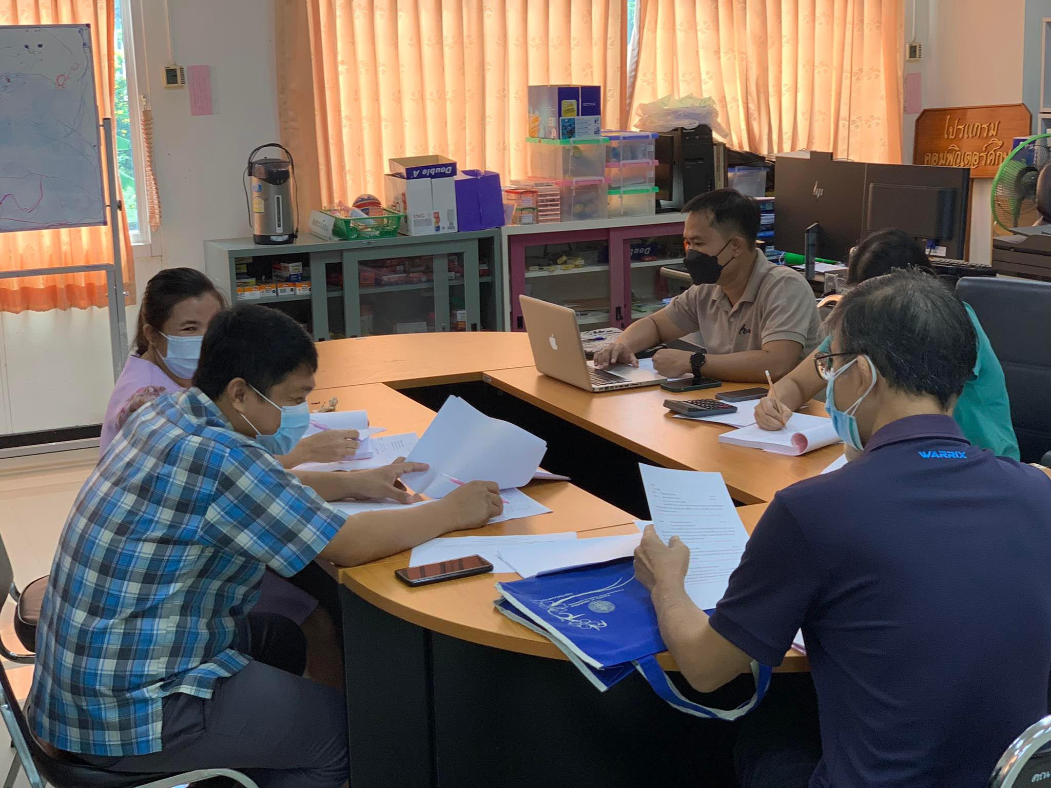 5. คณาจารย์ โปรแกรมวิชาคอมพิวเตอร์ จัดประชุมเพื่อปรับปรุงหลักสูตรใหม่ | 07 กรกฎาคม 2565